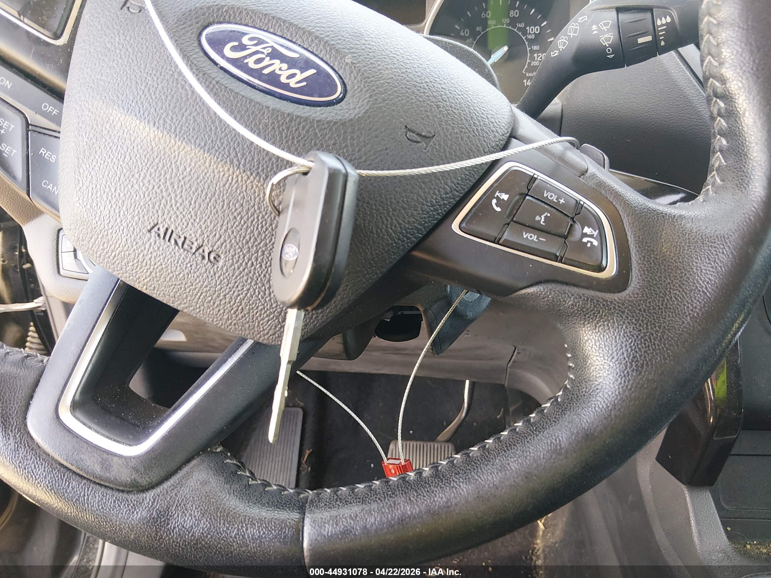 FORD ESCAPE image 11