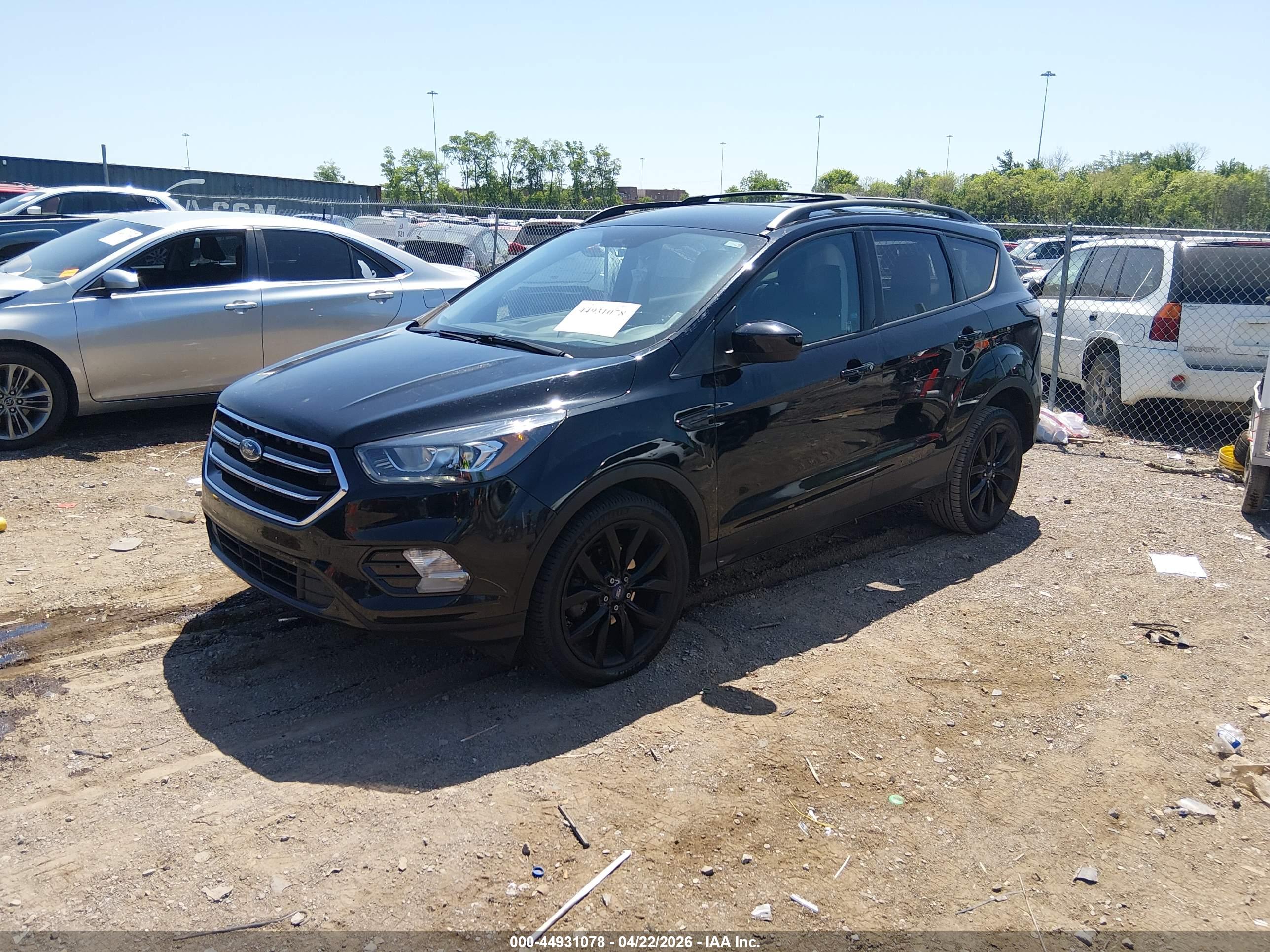 FORD ESCAPE image 2
