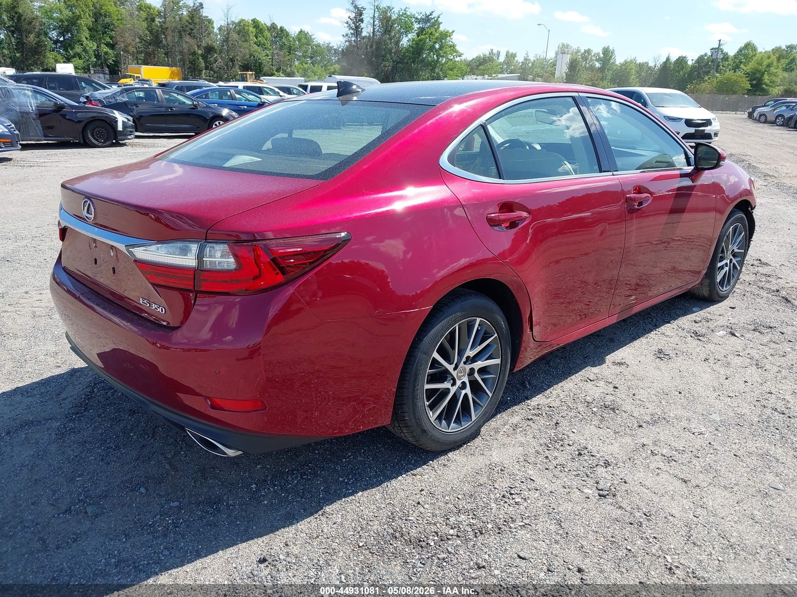 LEXUS ES image 4