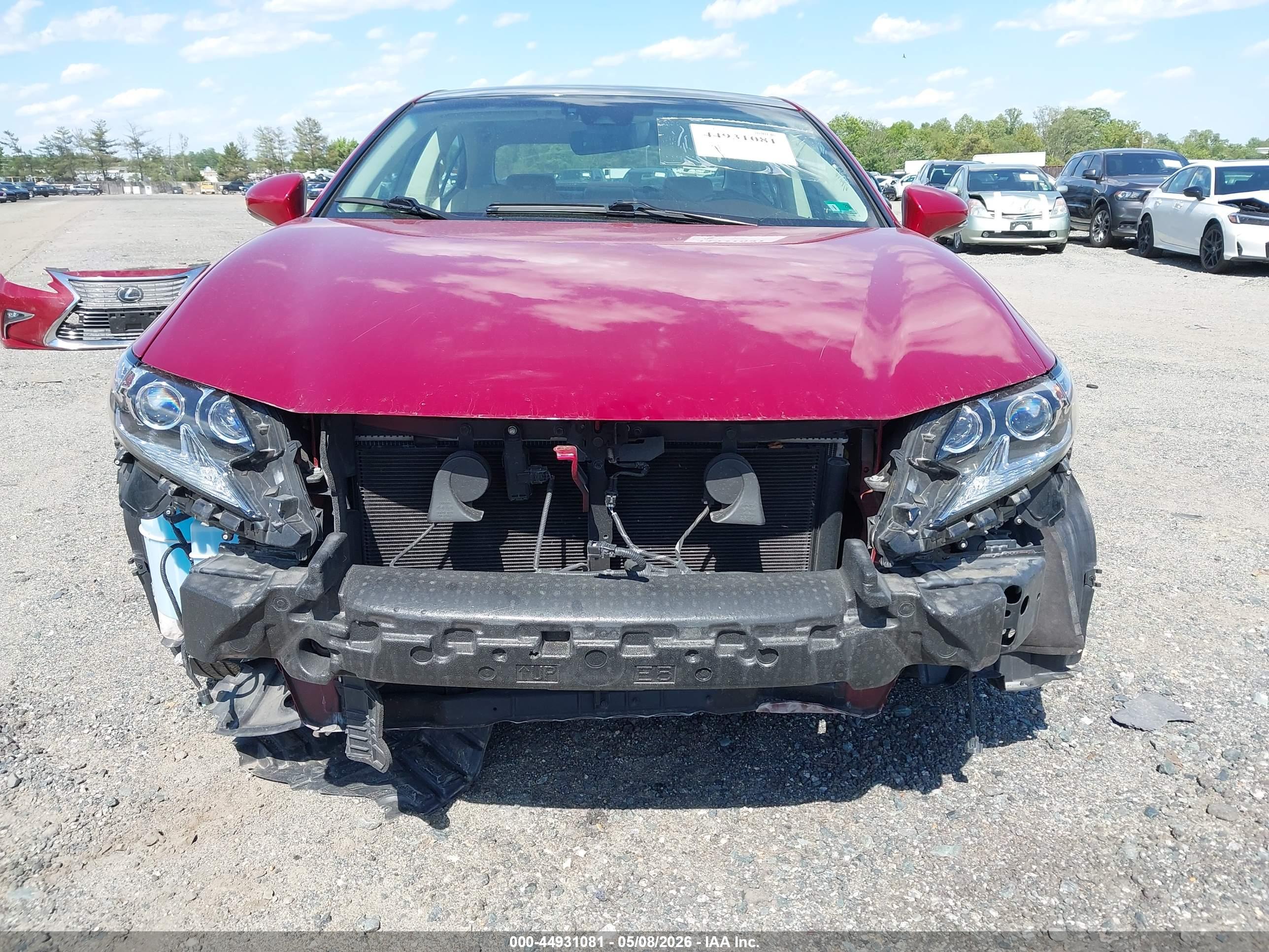 LEXUS ES image 6