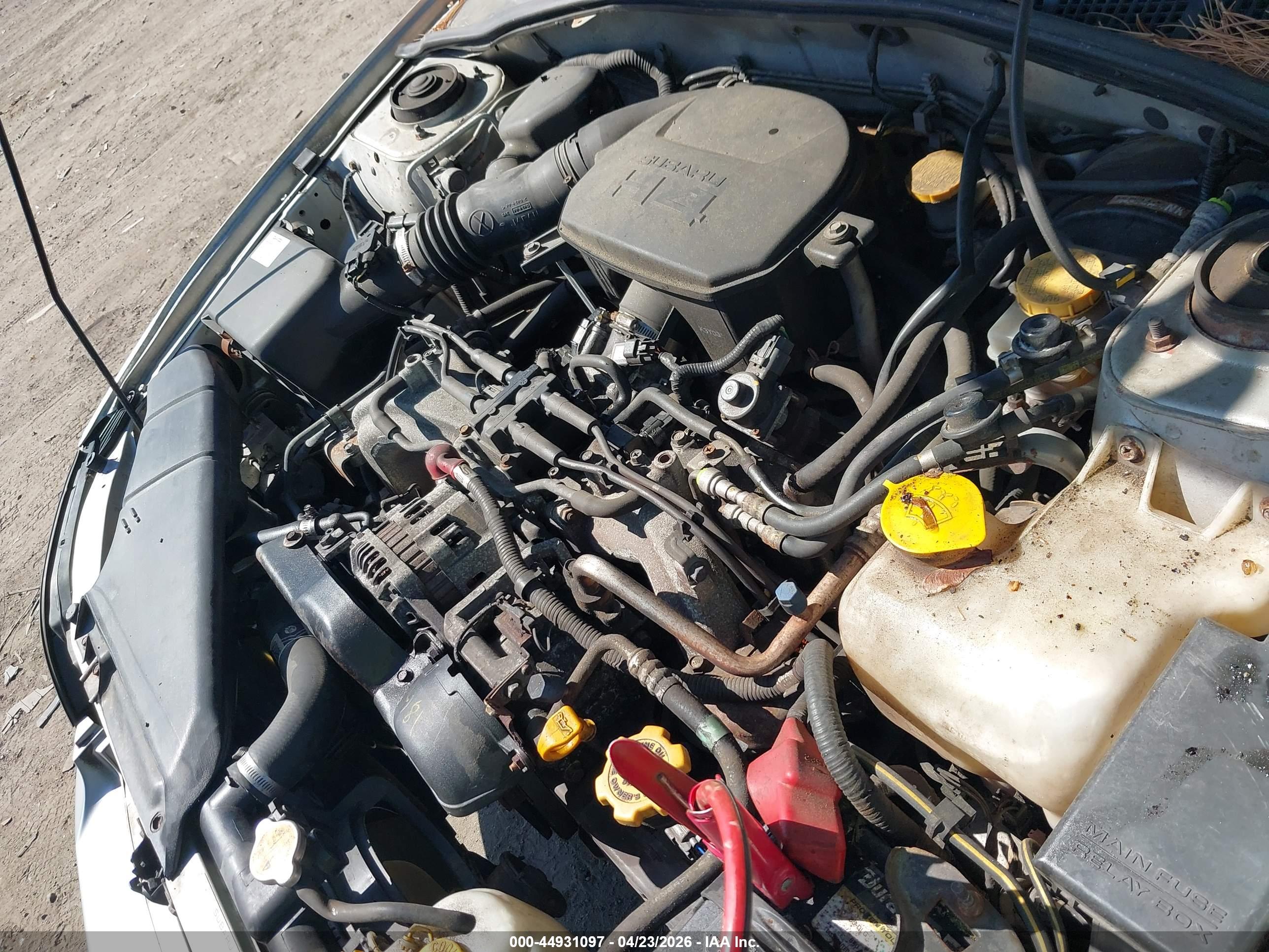 SUBARU OUTBACK image 10