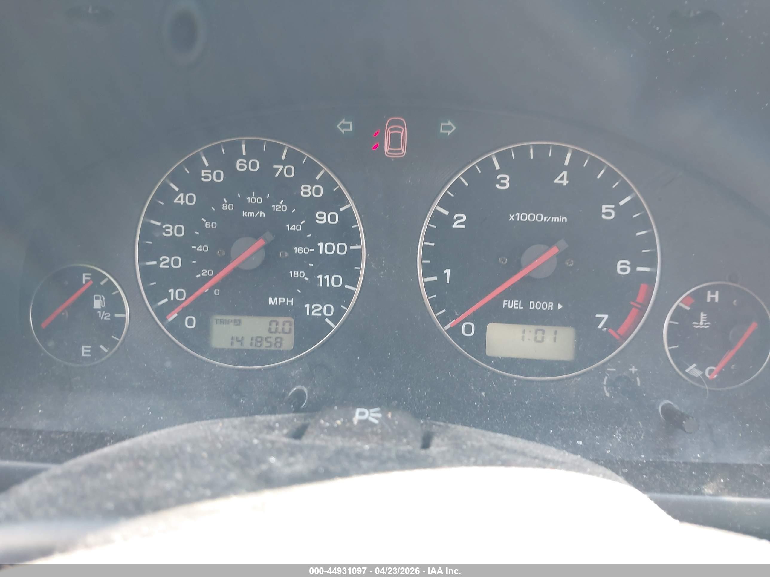 SUBARU OUTBACK image 7