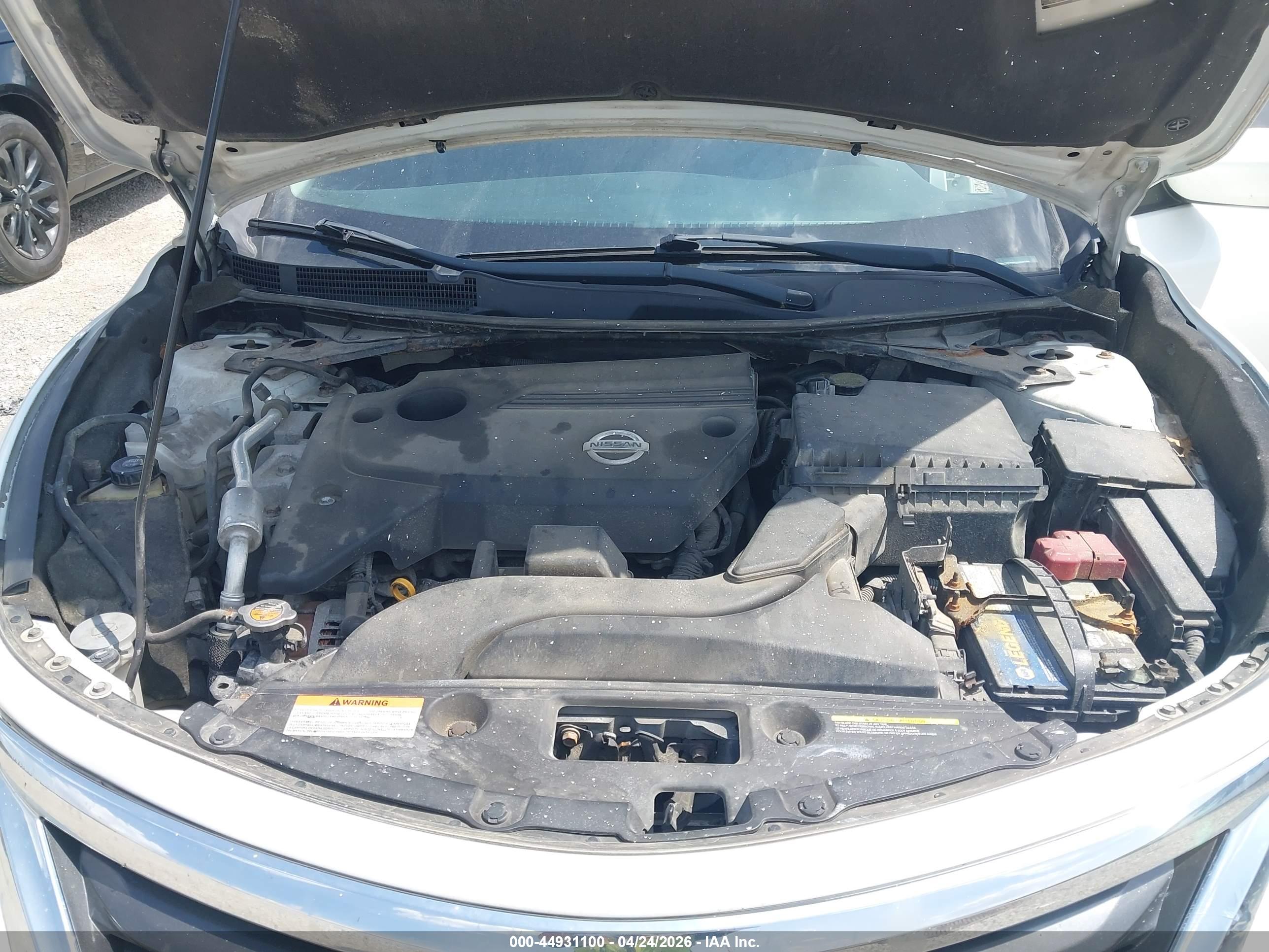 NISSAN ALTIMA image 10