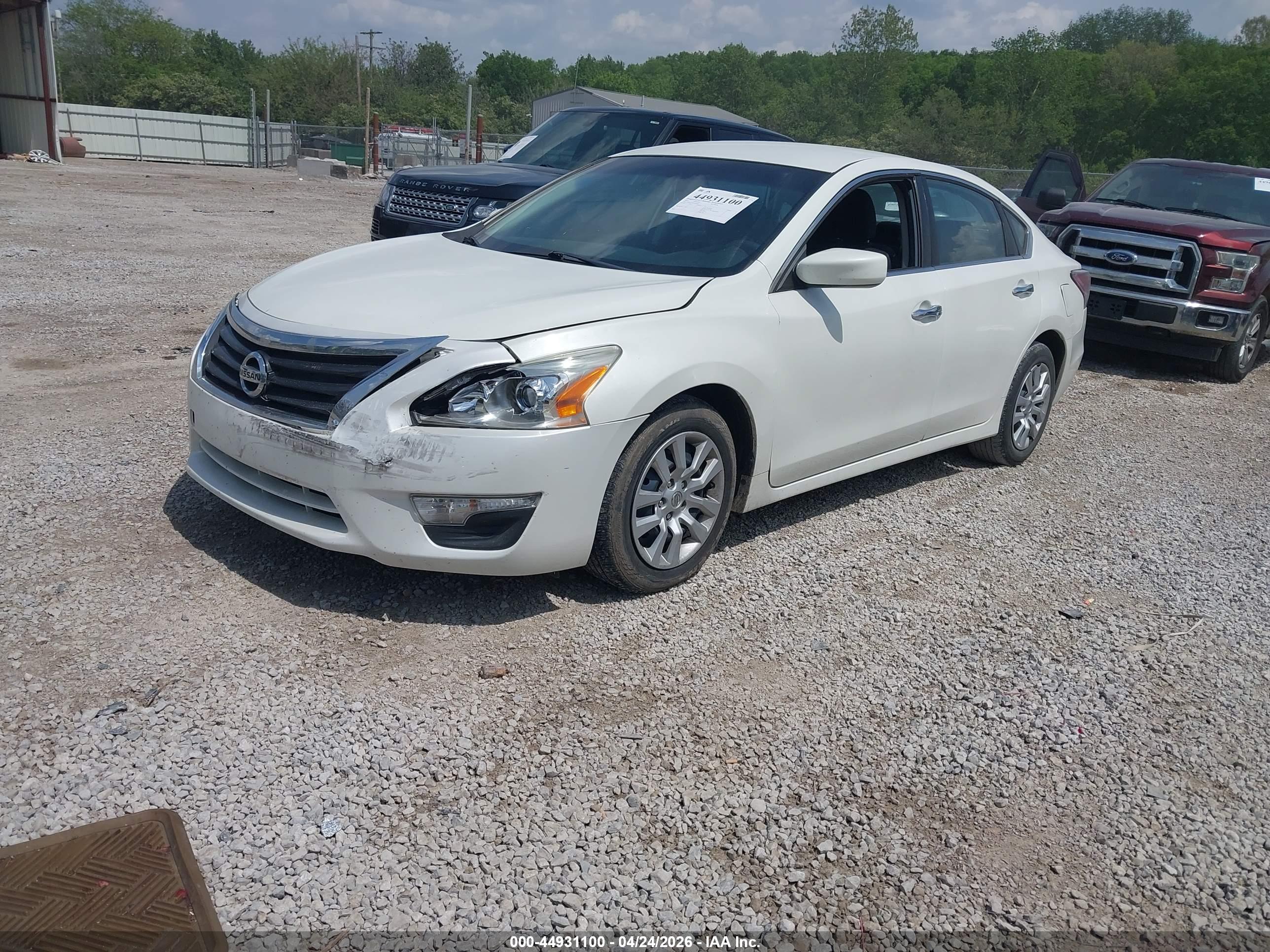 NISSAN ALTIMA image 2