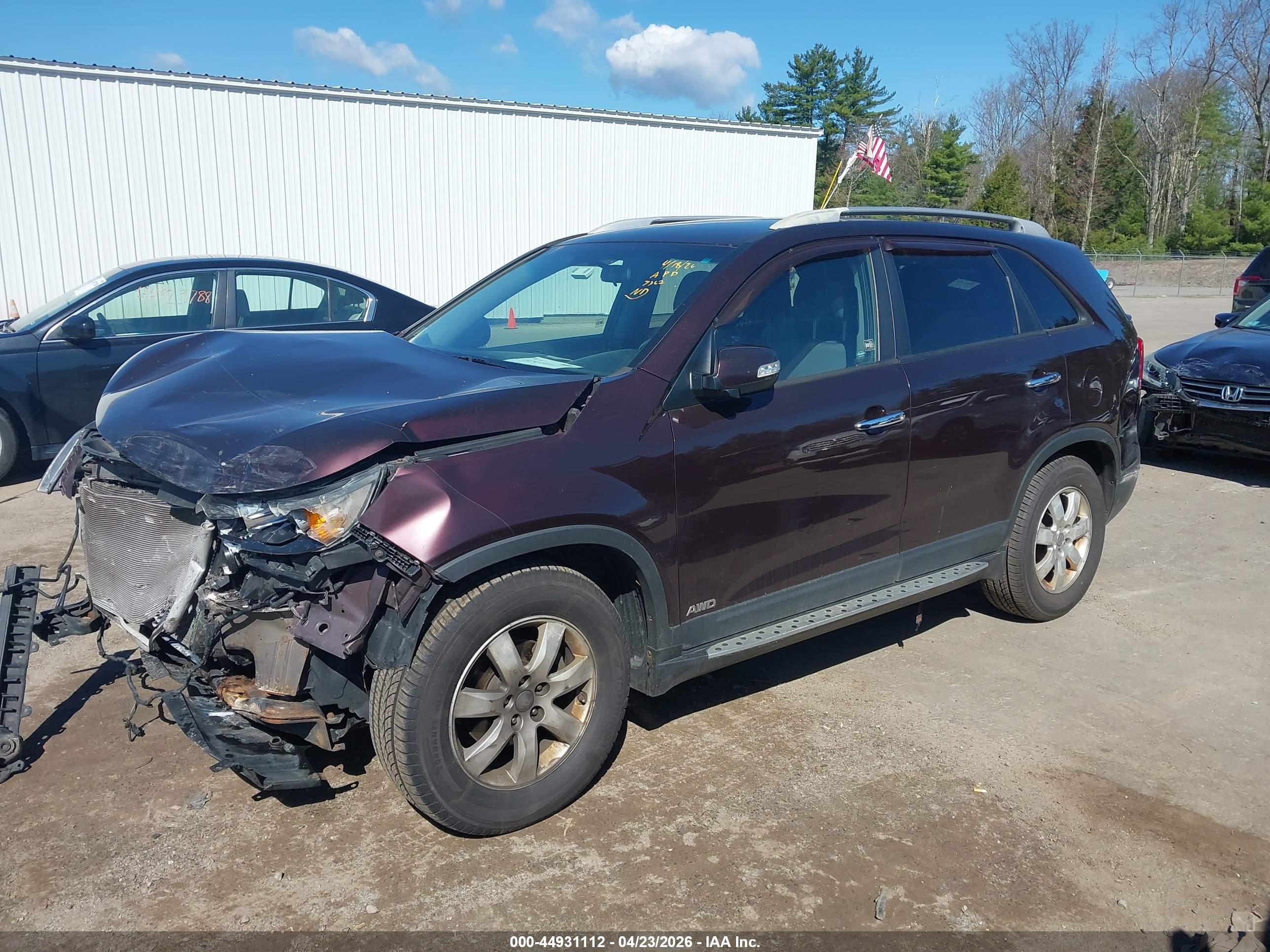 KIA SORENTO image 2
