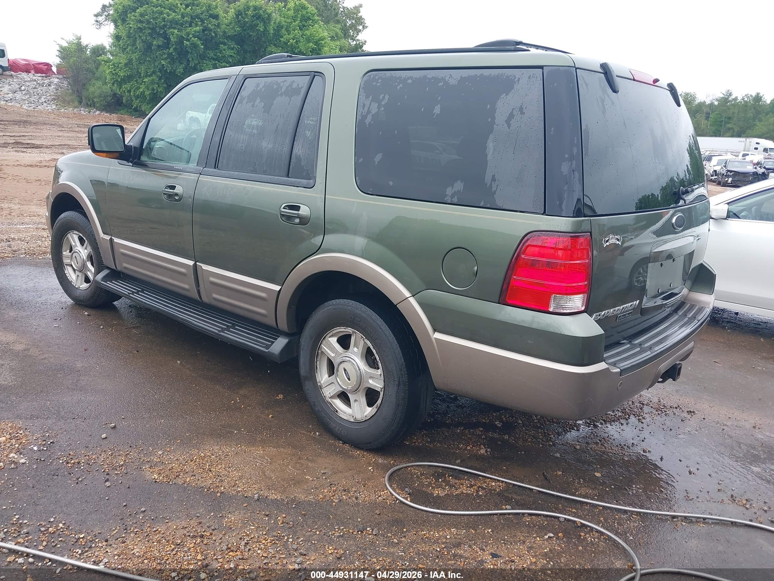 FORD EXPEDITION image 3