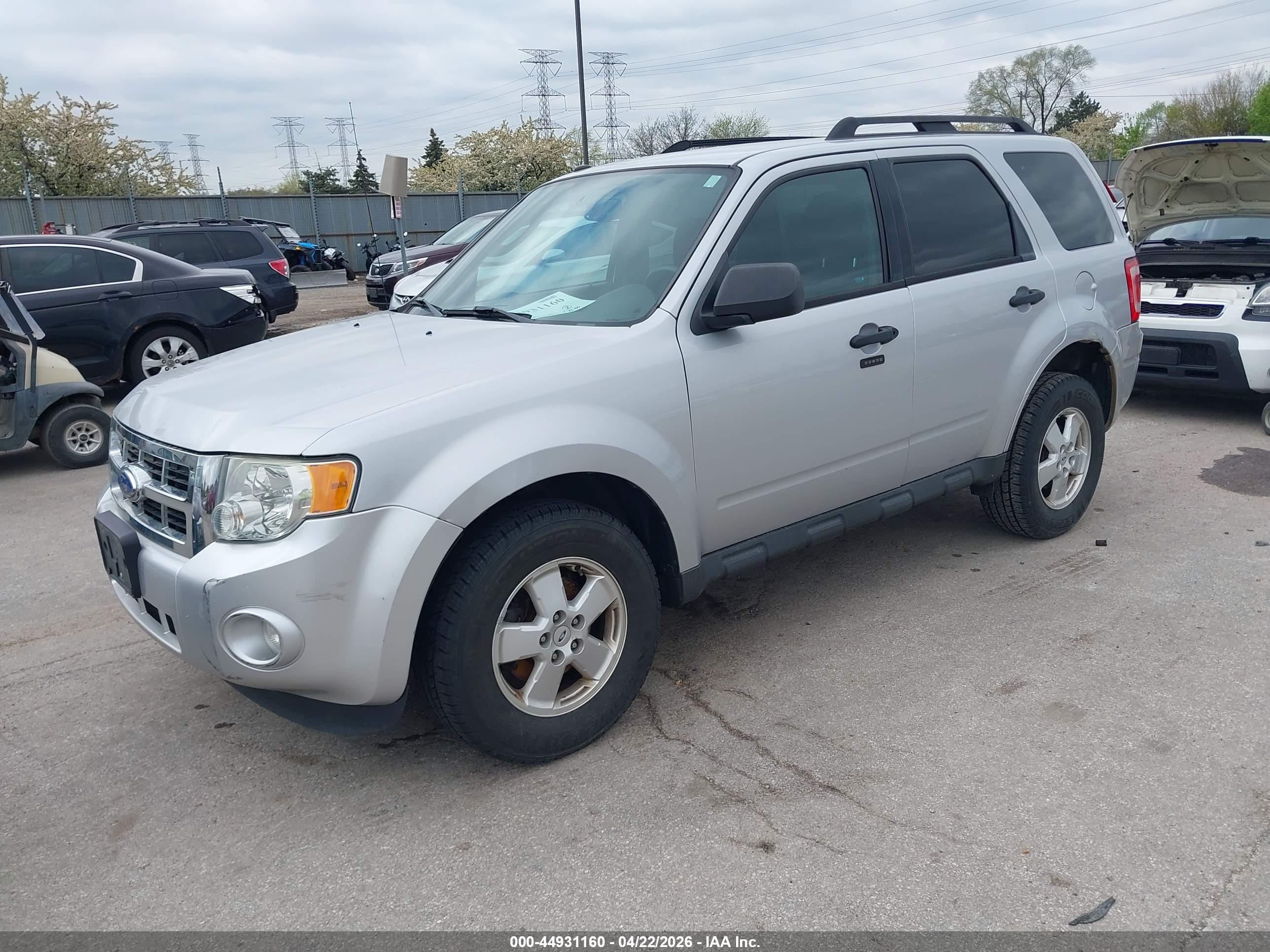 FORD ESCAPE image 2