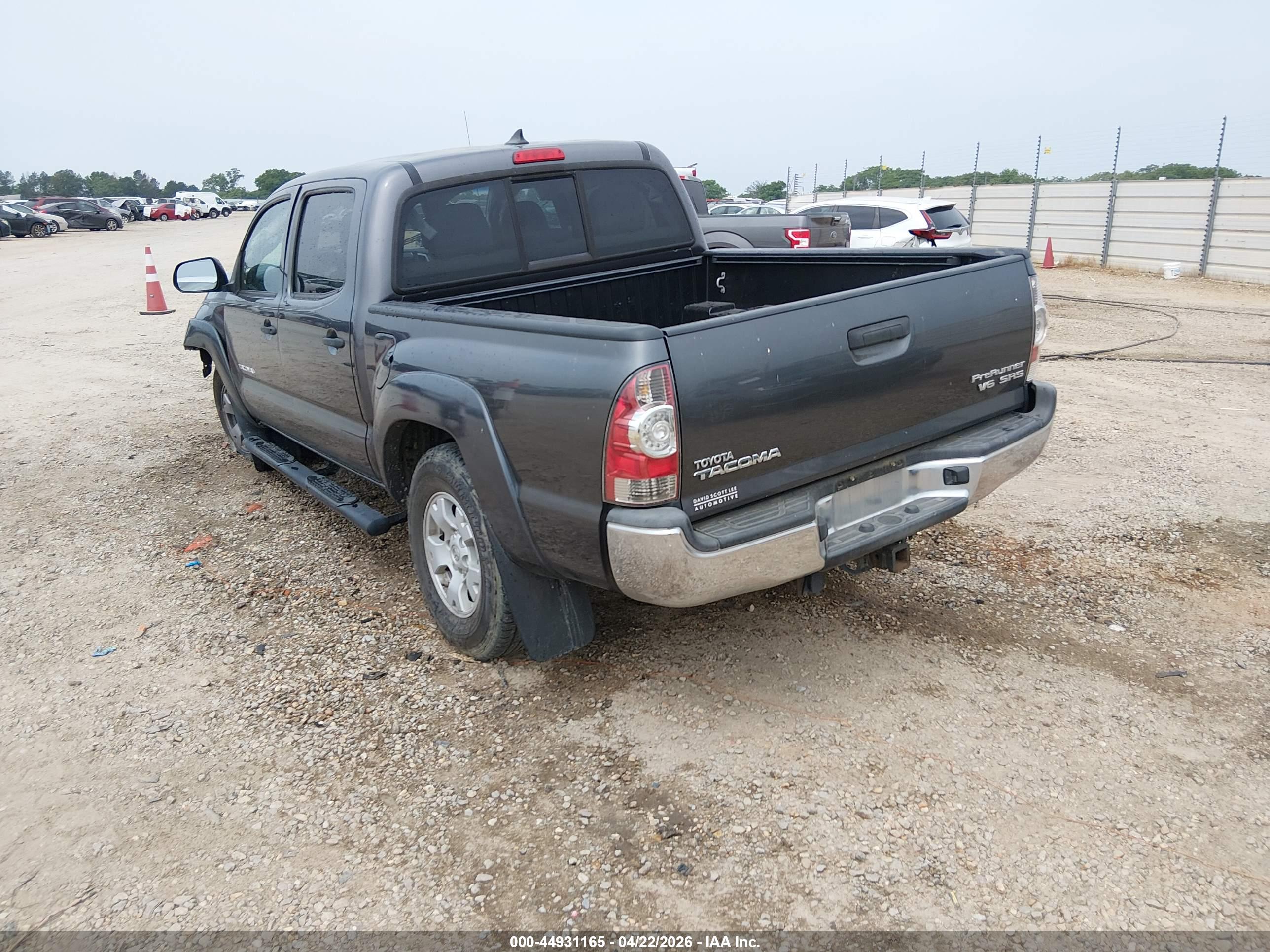 TOYOTA TACOMA image 3