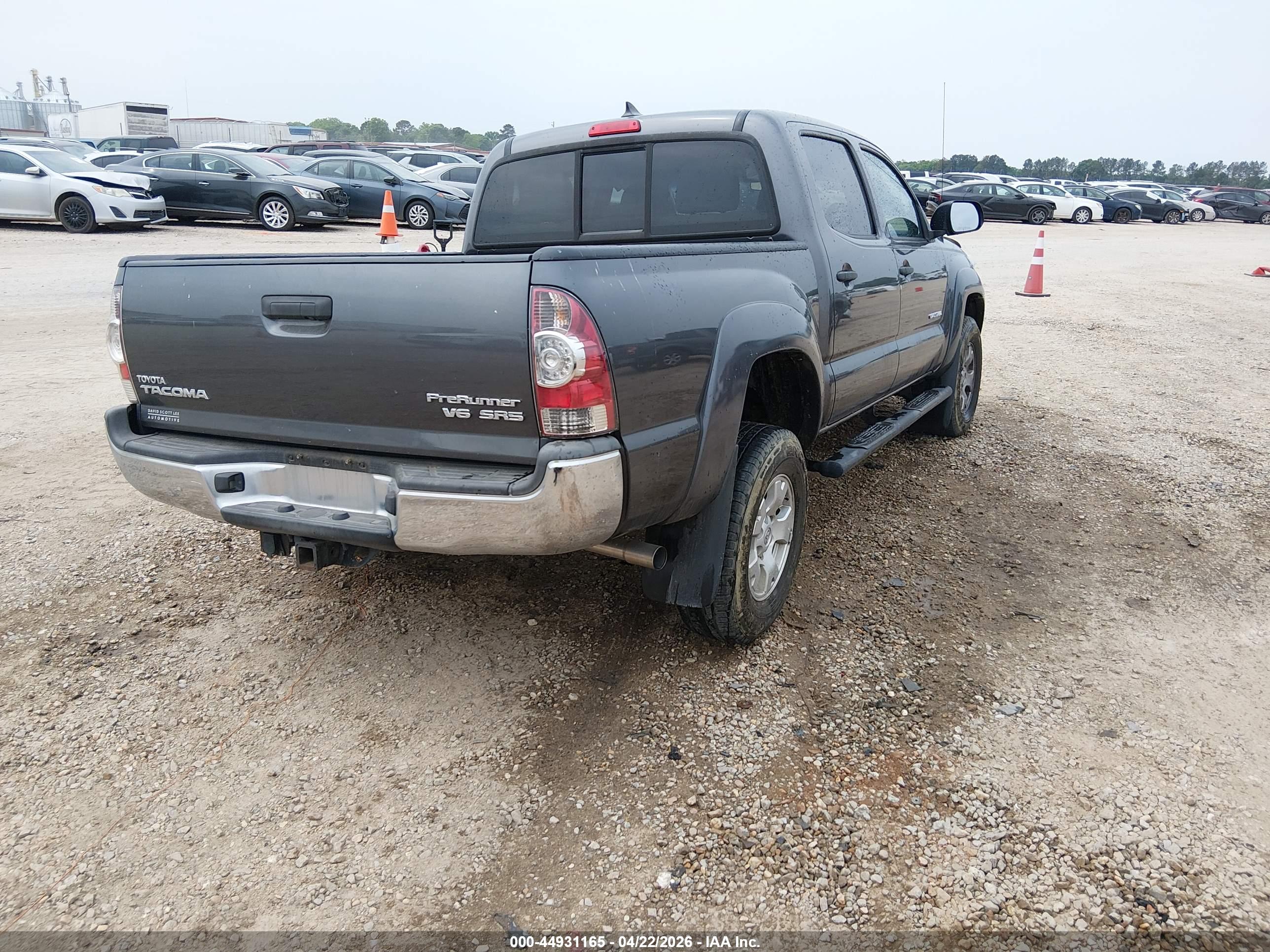 TOYOTA TACOMA image 4