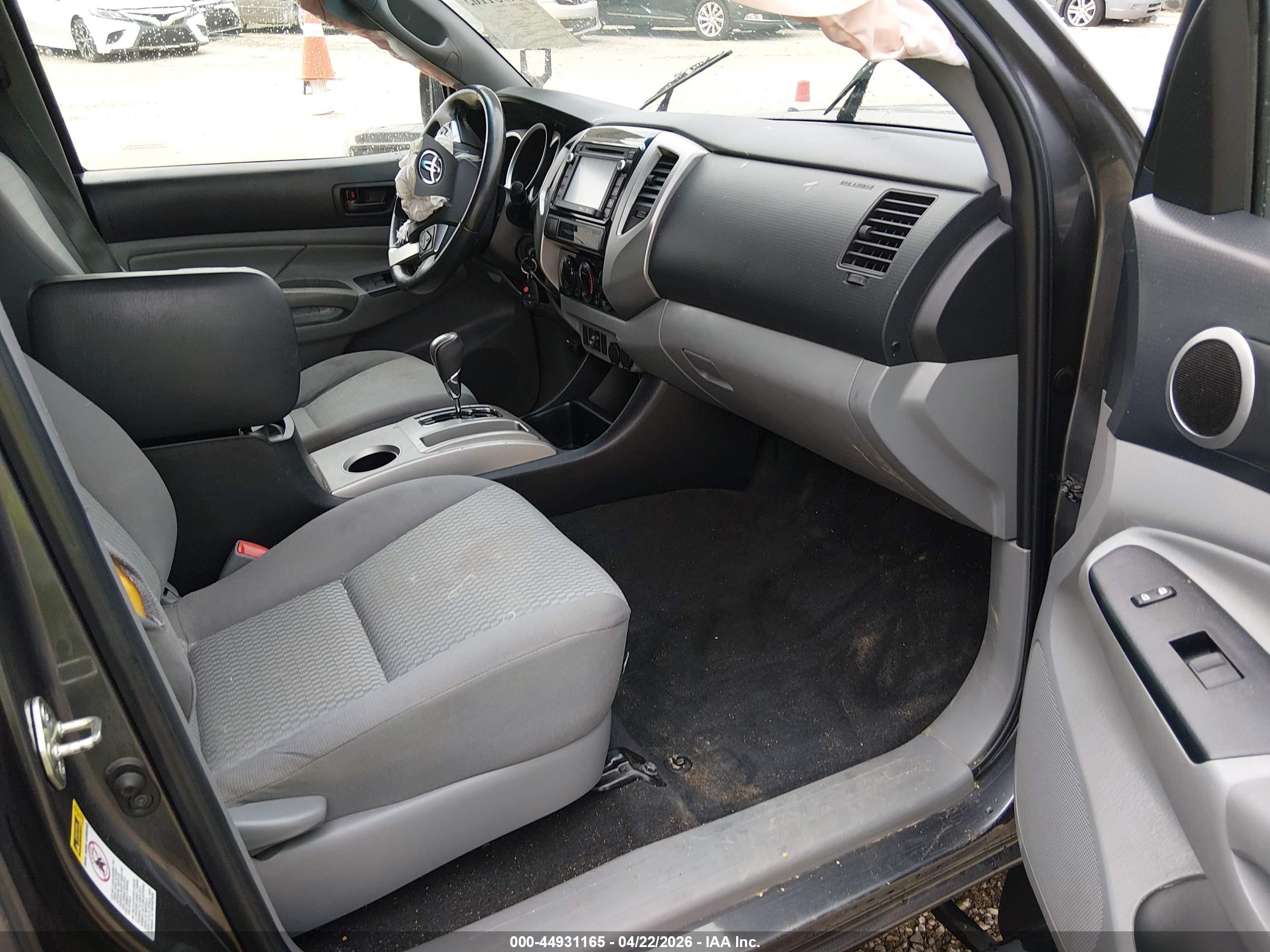 TOYOTA TACOMA image 5