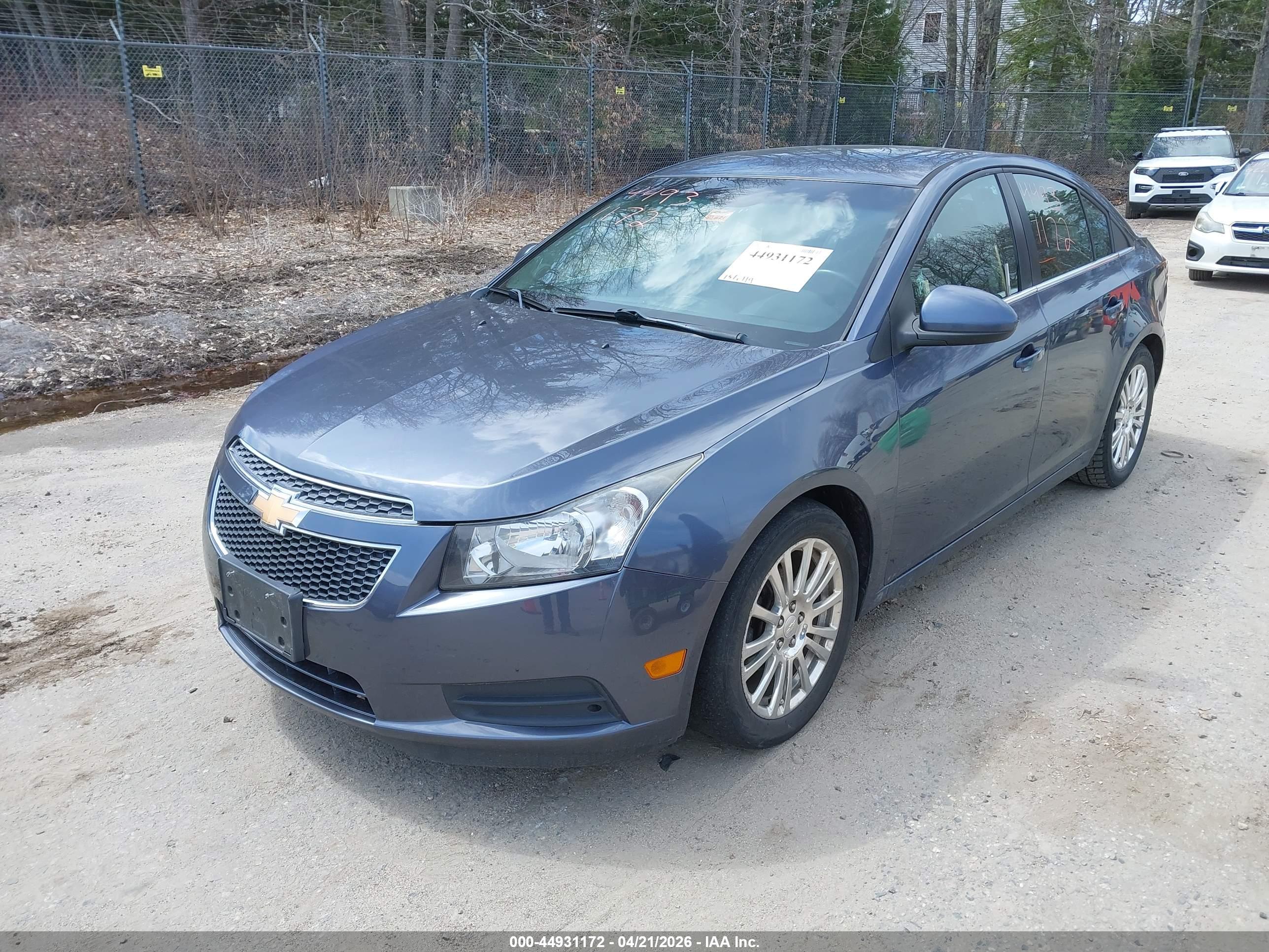 CHEVROLET CRUZE image 2