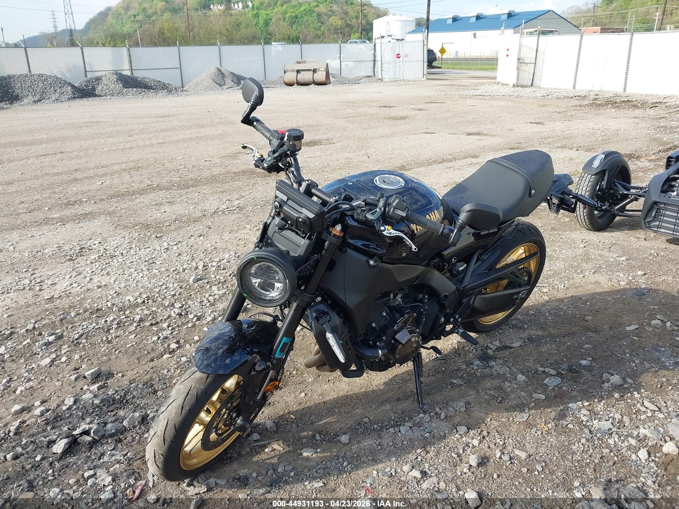 YAMAHA MTM890 image 2