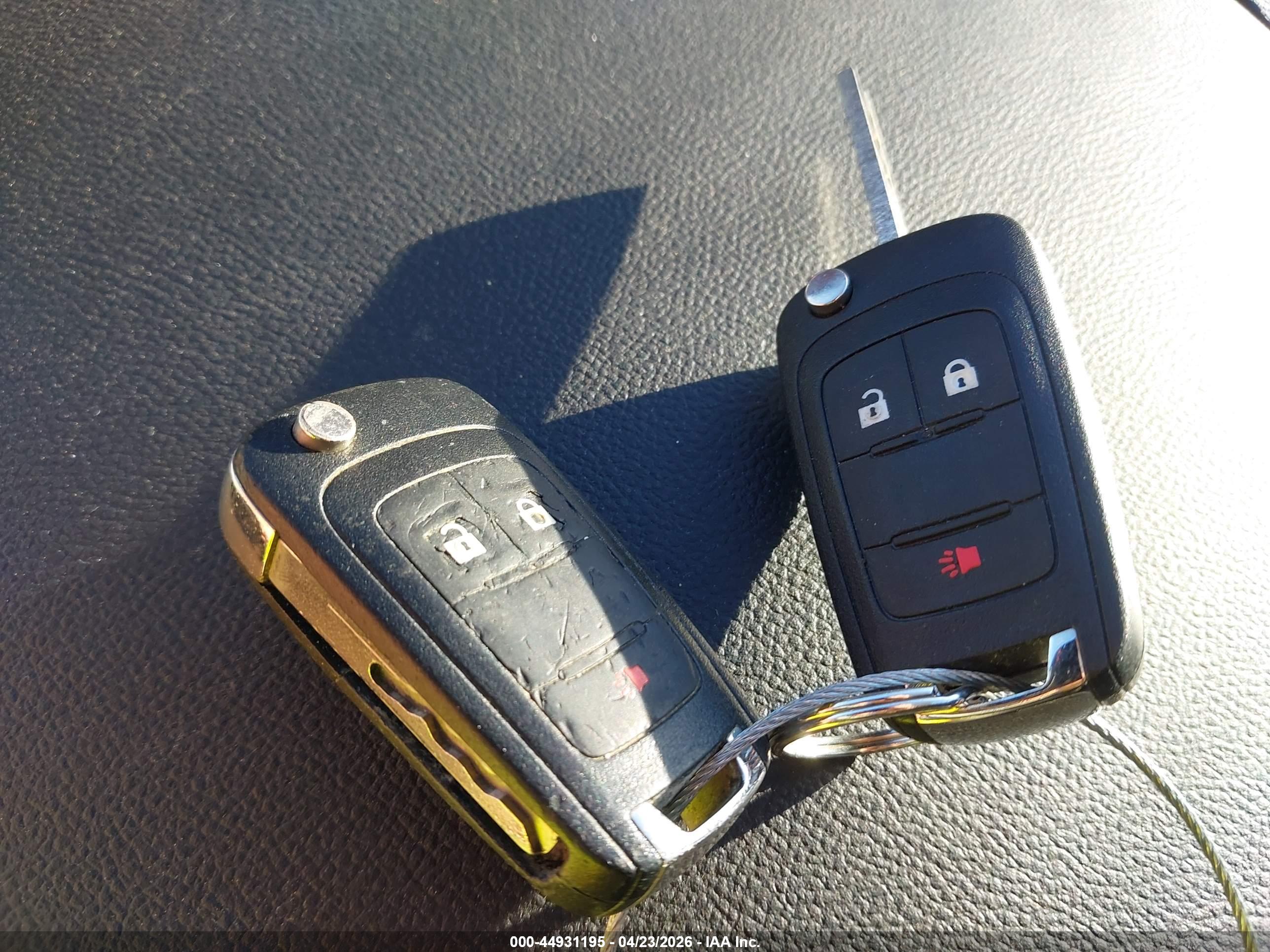 CHEVROLET EQUINOX image 11
