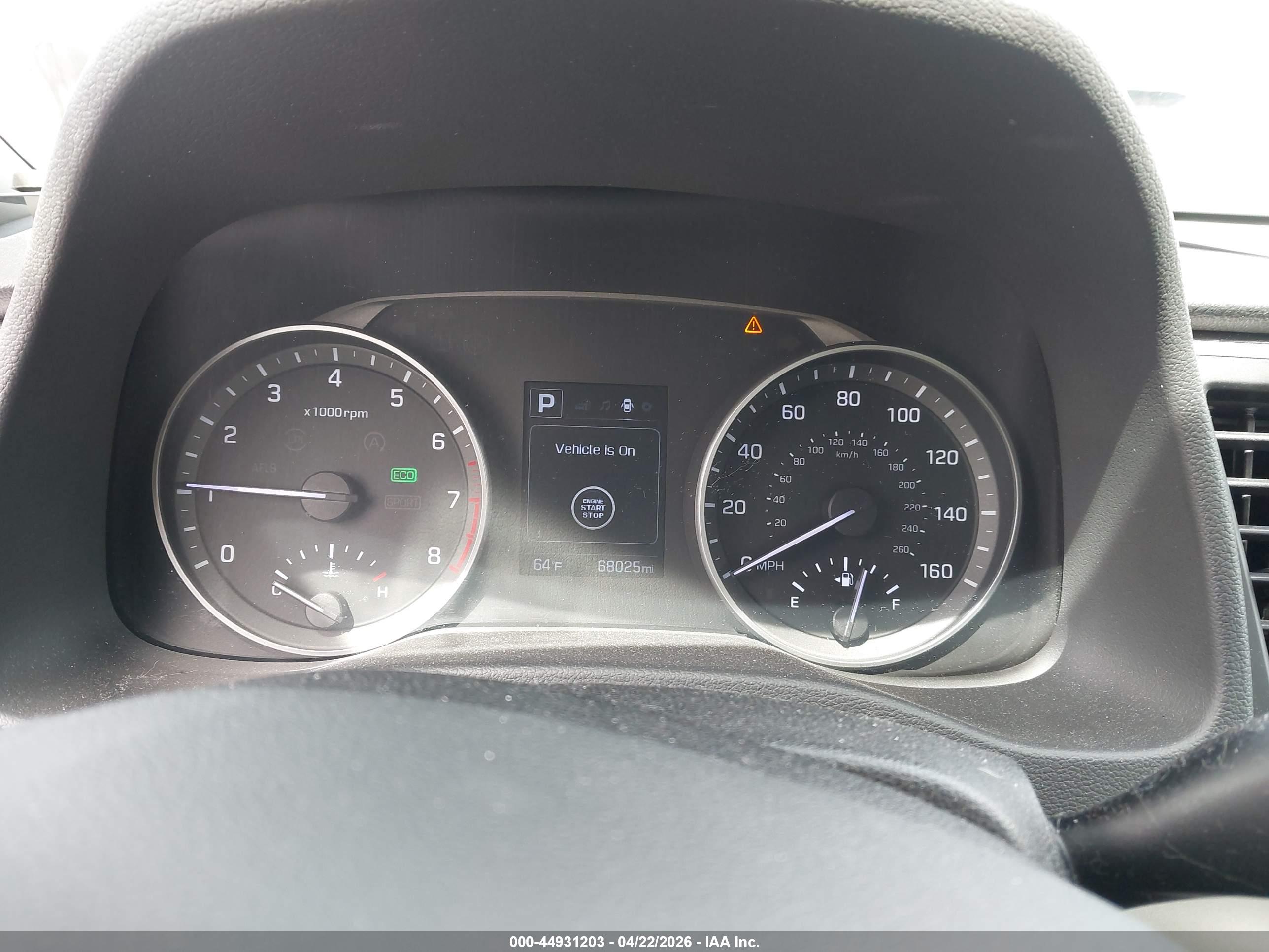HYUNDAI ELANTRA image 7