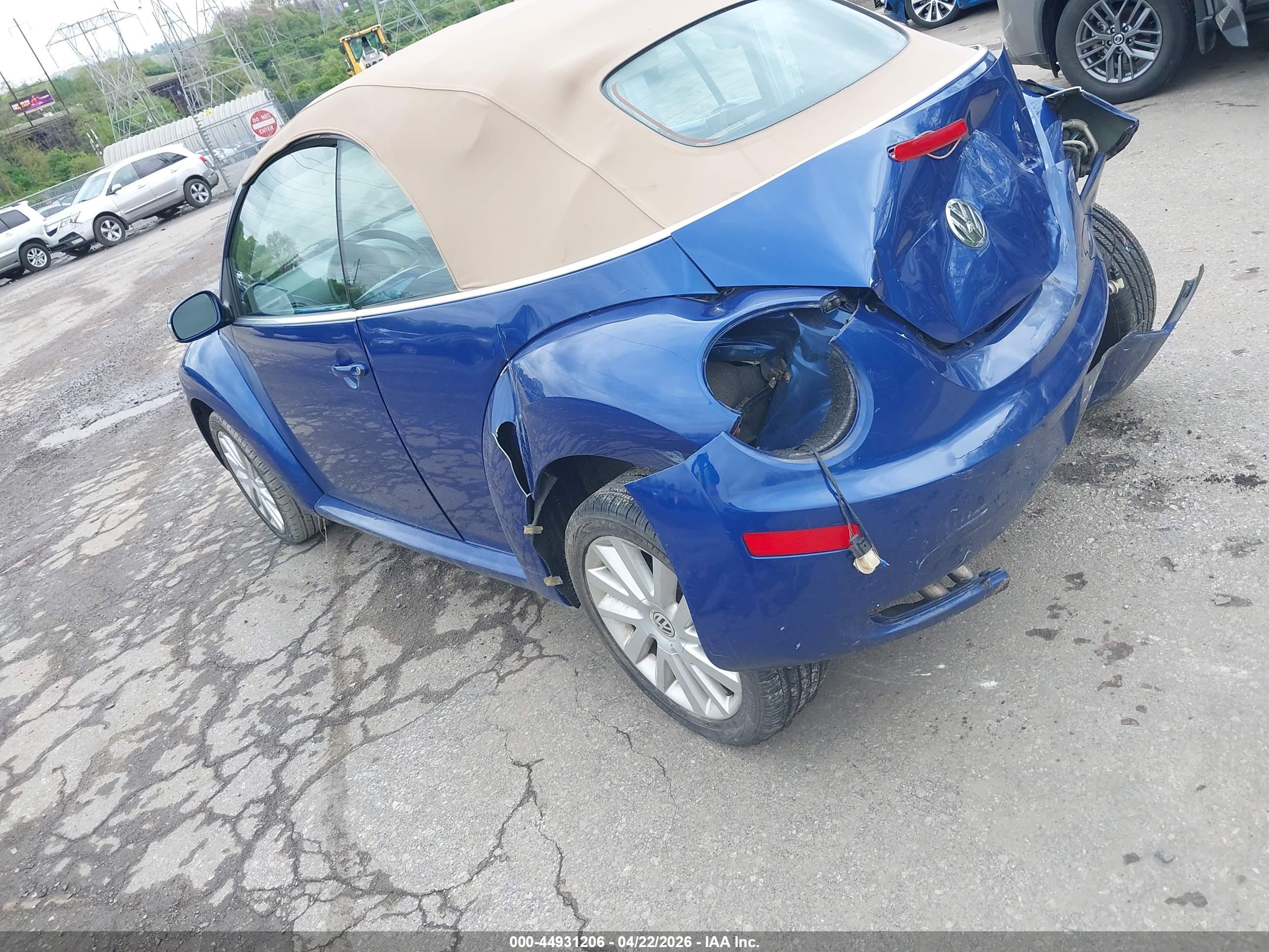 VOLKSWAGEN NEW image 3