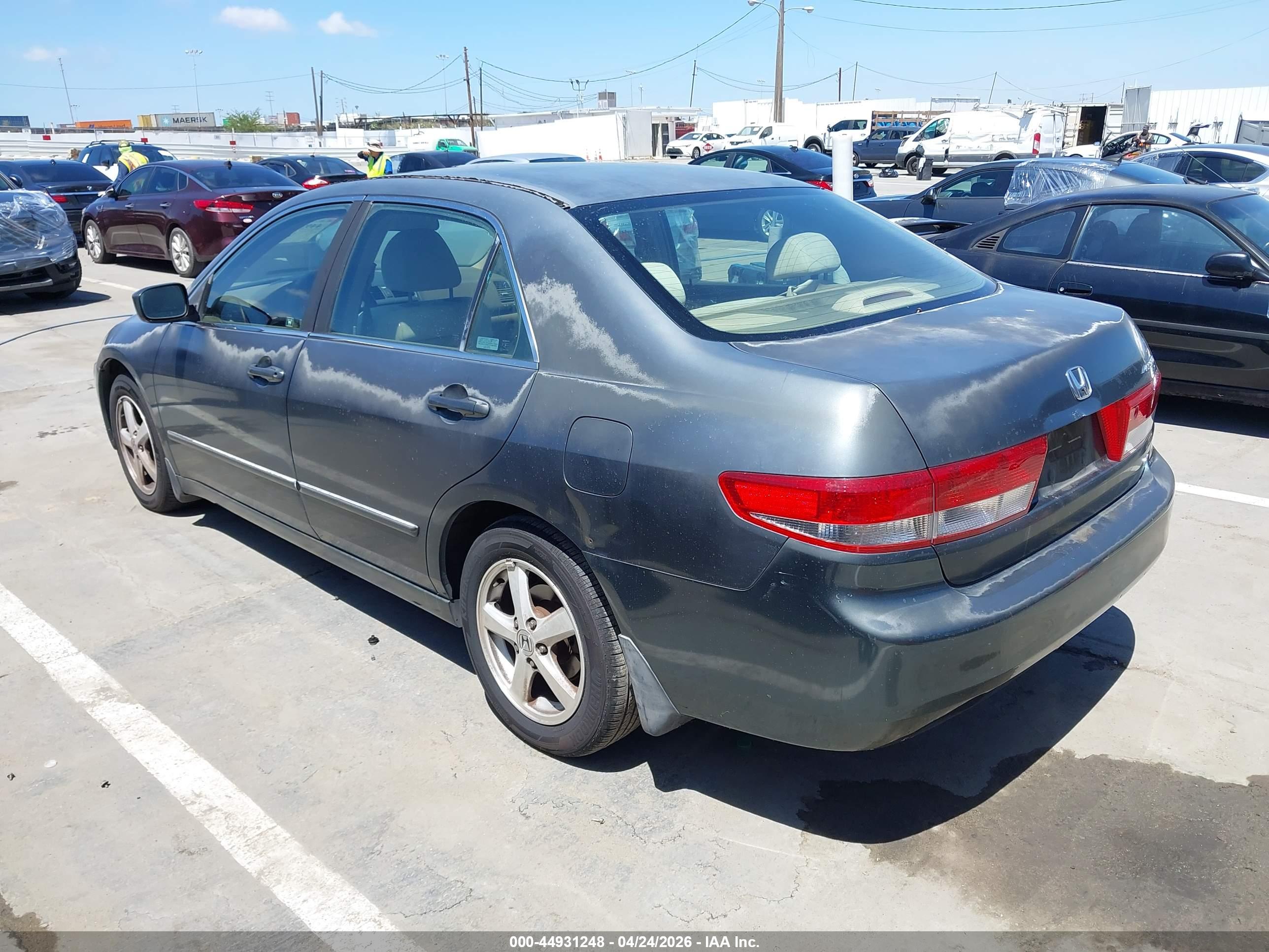 HONDA ACCORD image 3