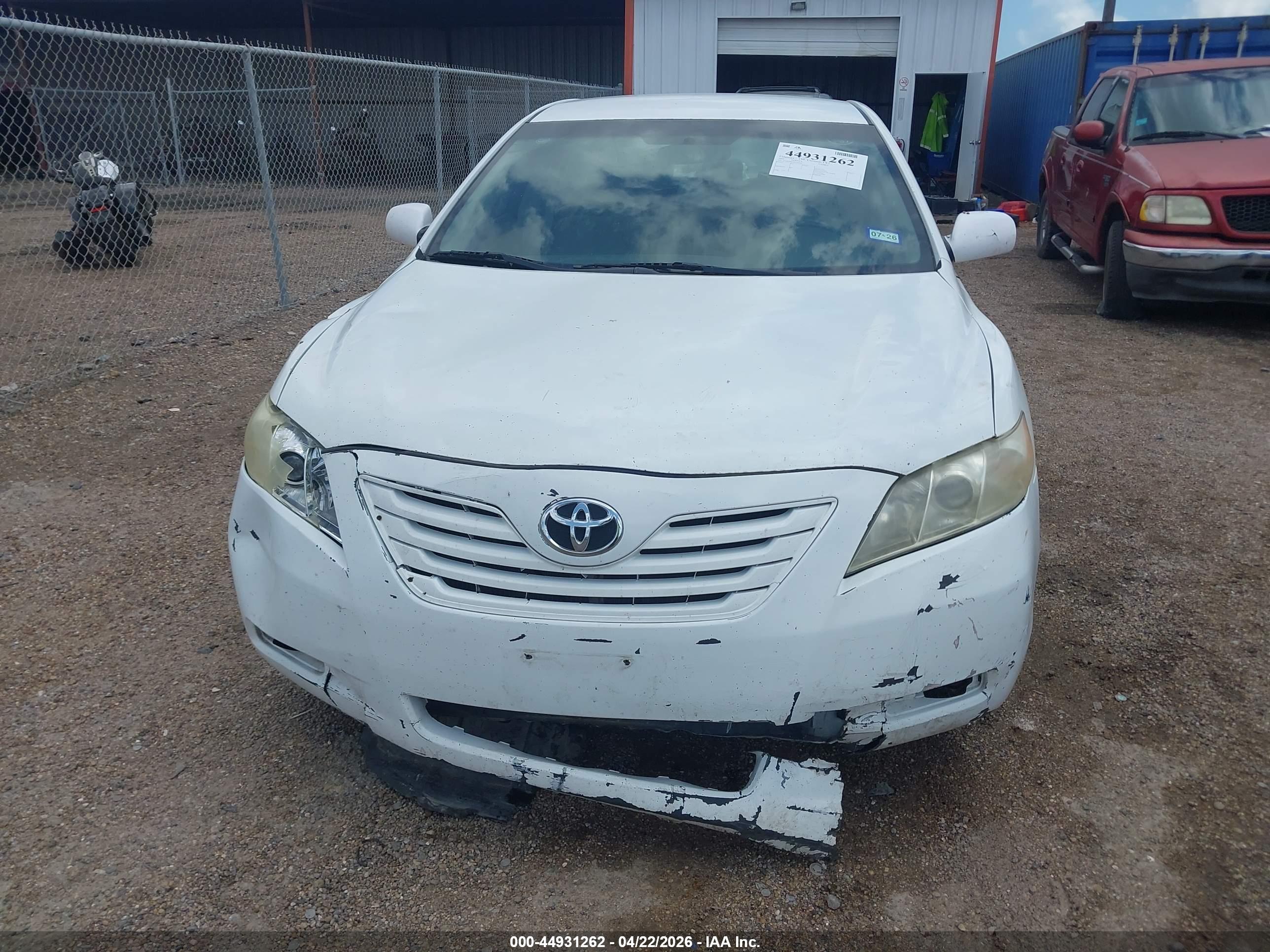 TOYOTA CAMRY image 6