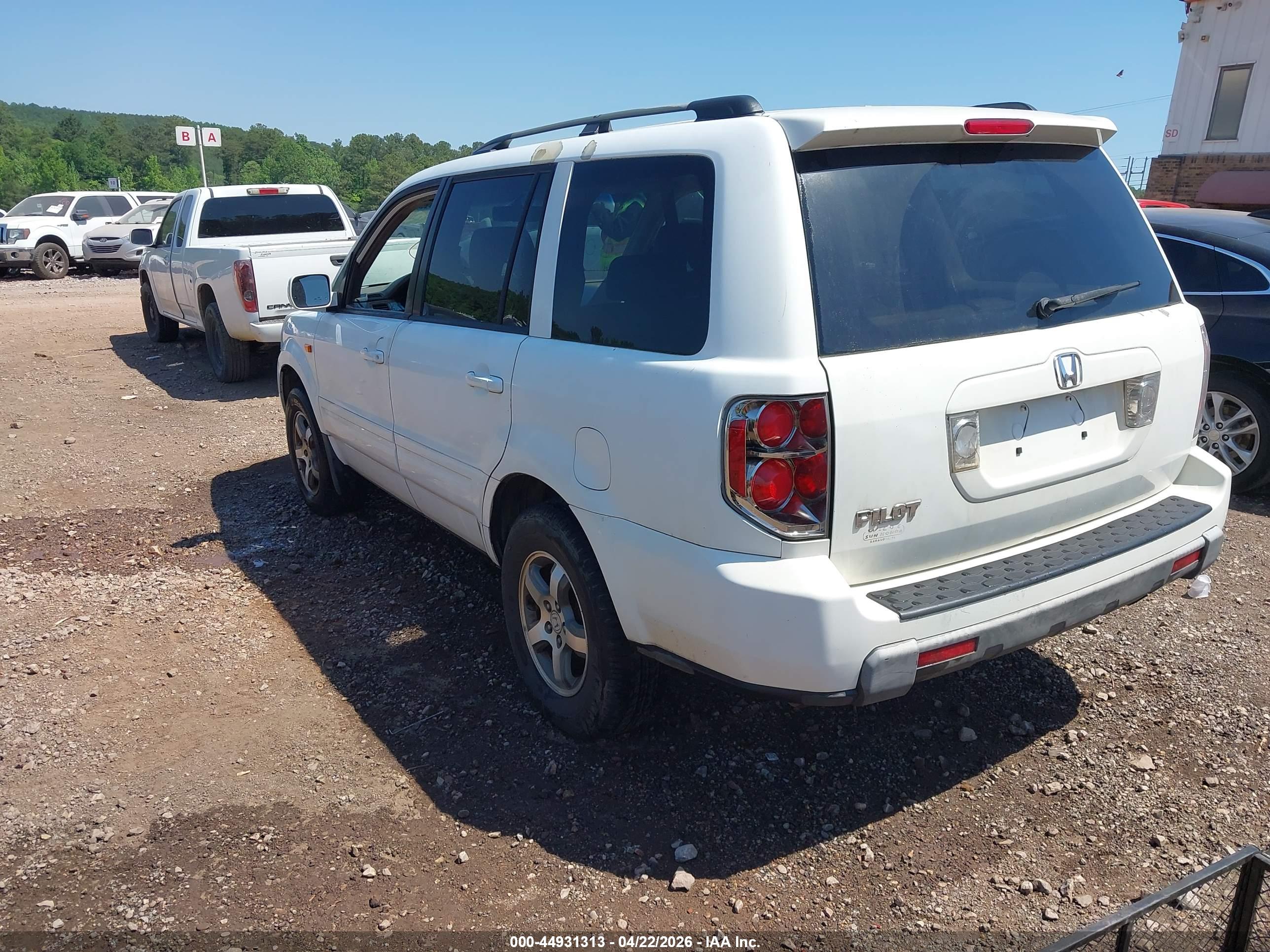 HONDA PILOT image 3