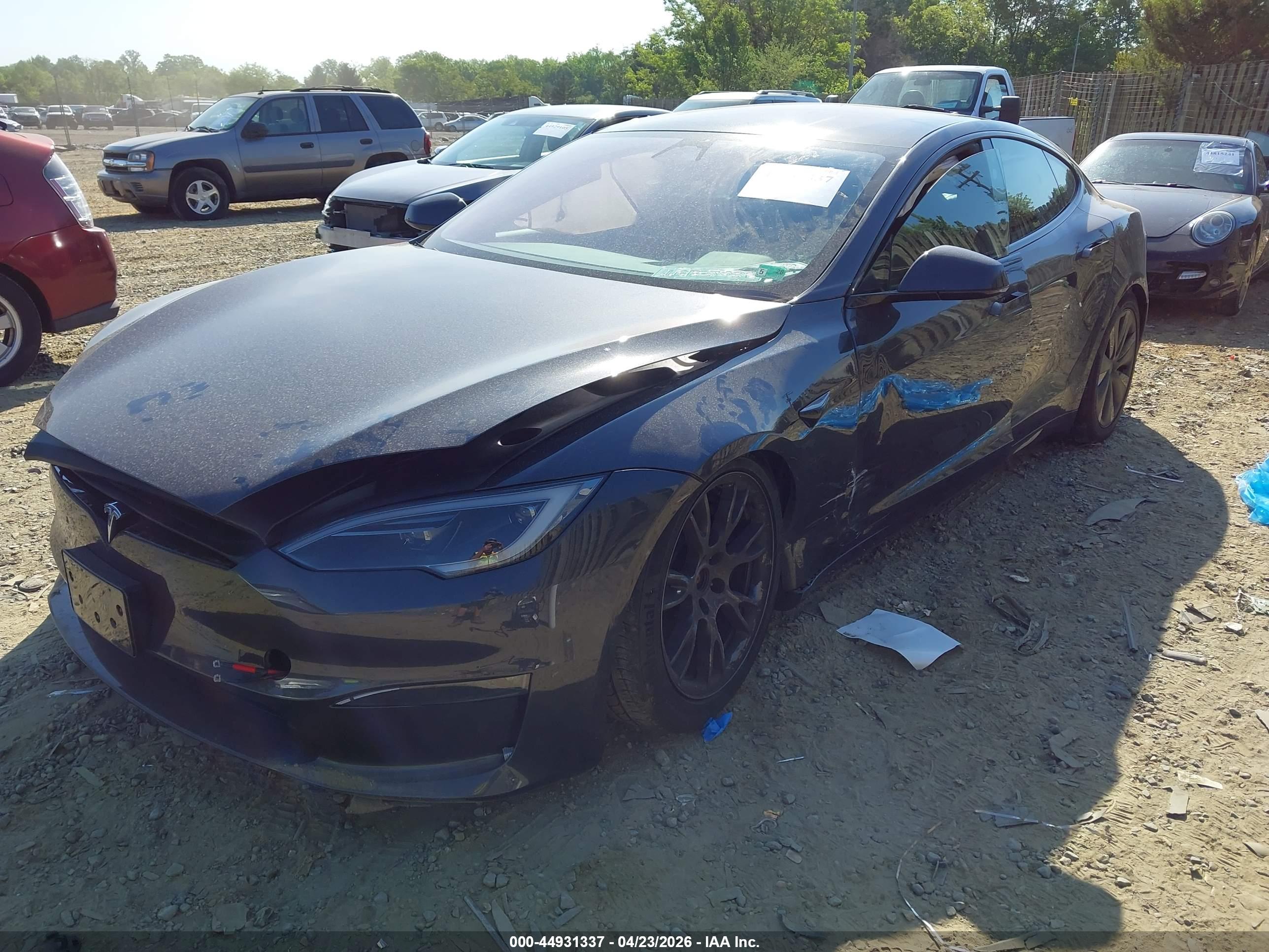 TESLA MODEL image 2