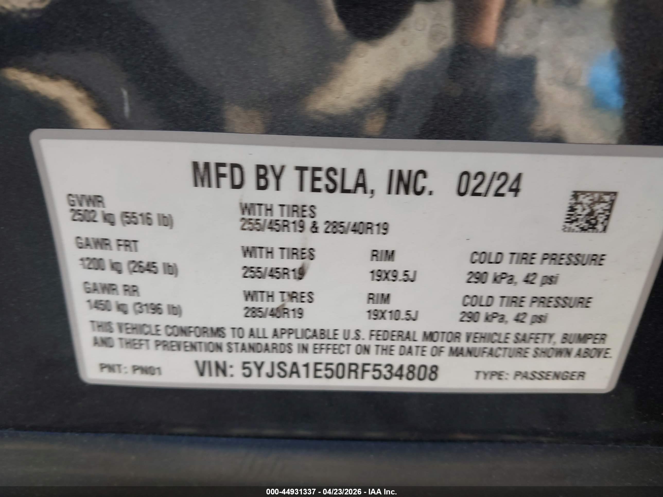 TESLA MODEL image 9