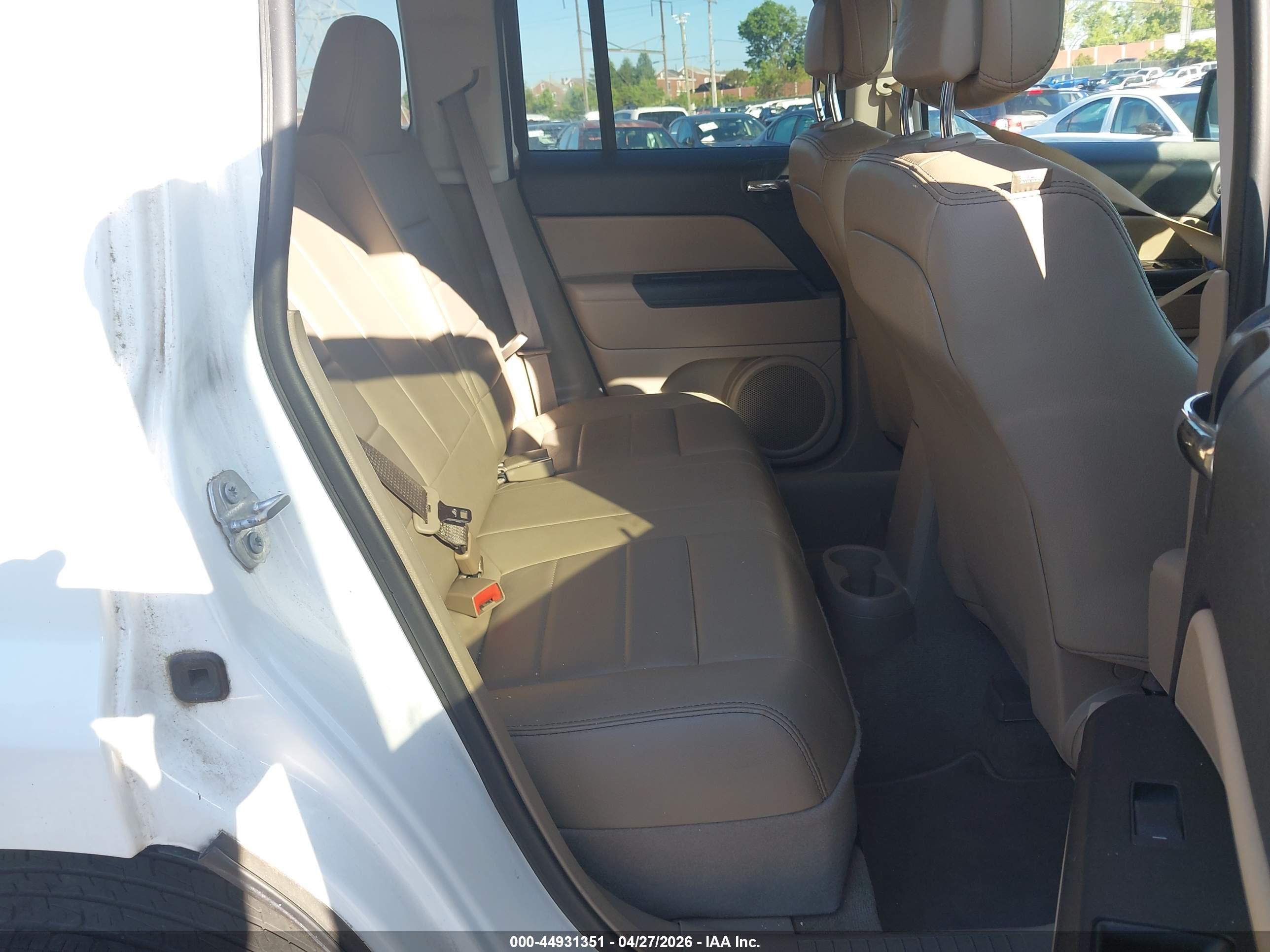 JEEP PATRIOT image 8