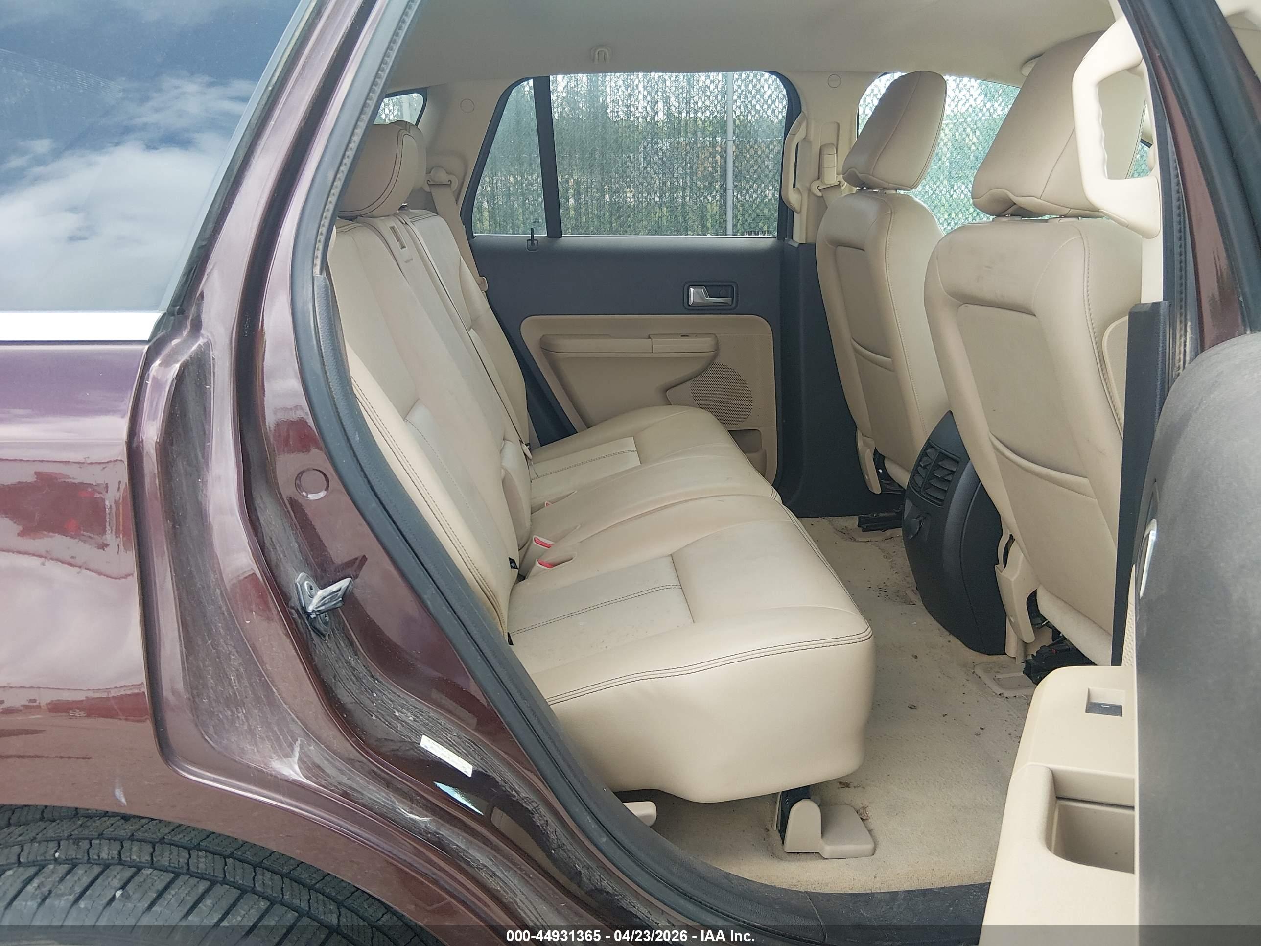 FORD EDGE image 8