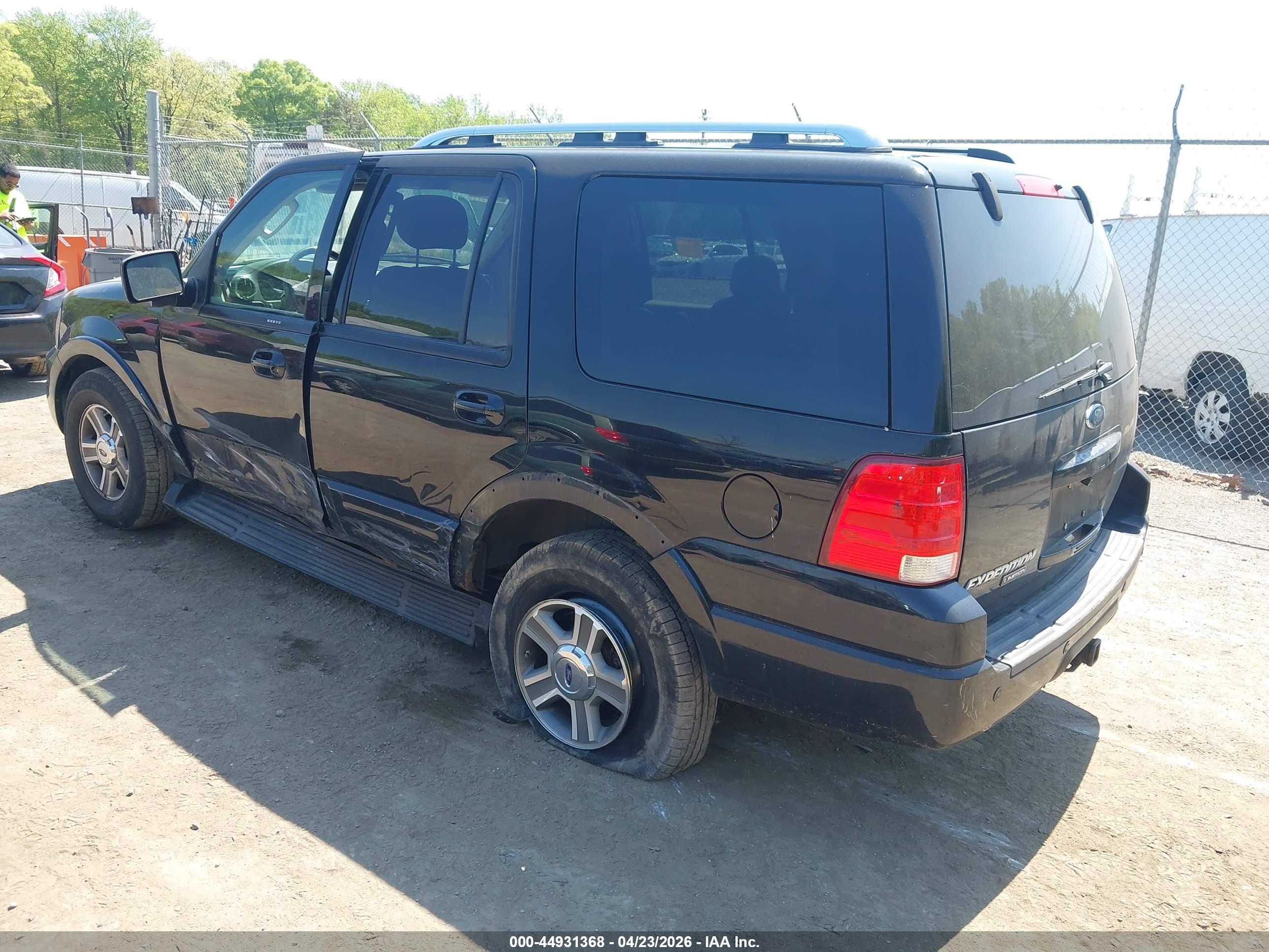 FORD EXPEDITION image 3