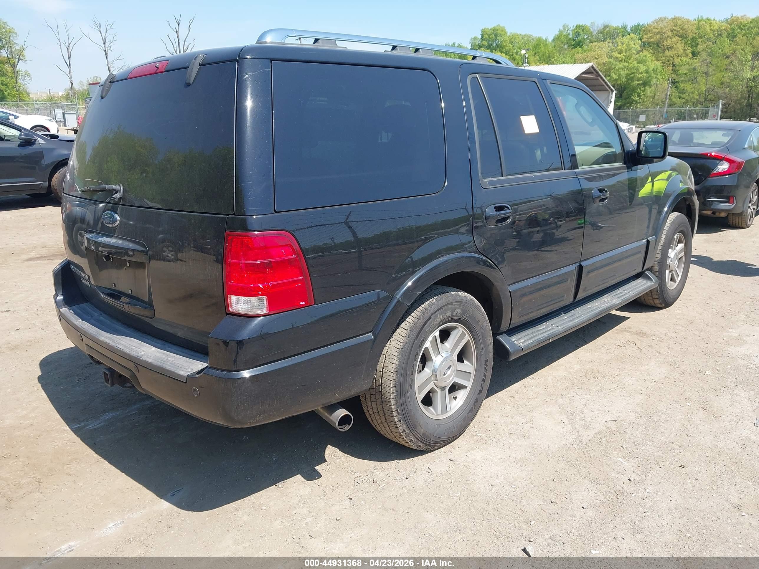 FORD EXPEDITION image 4