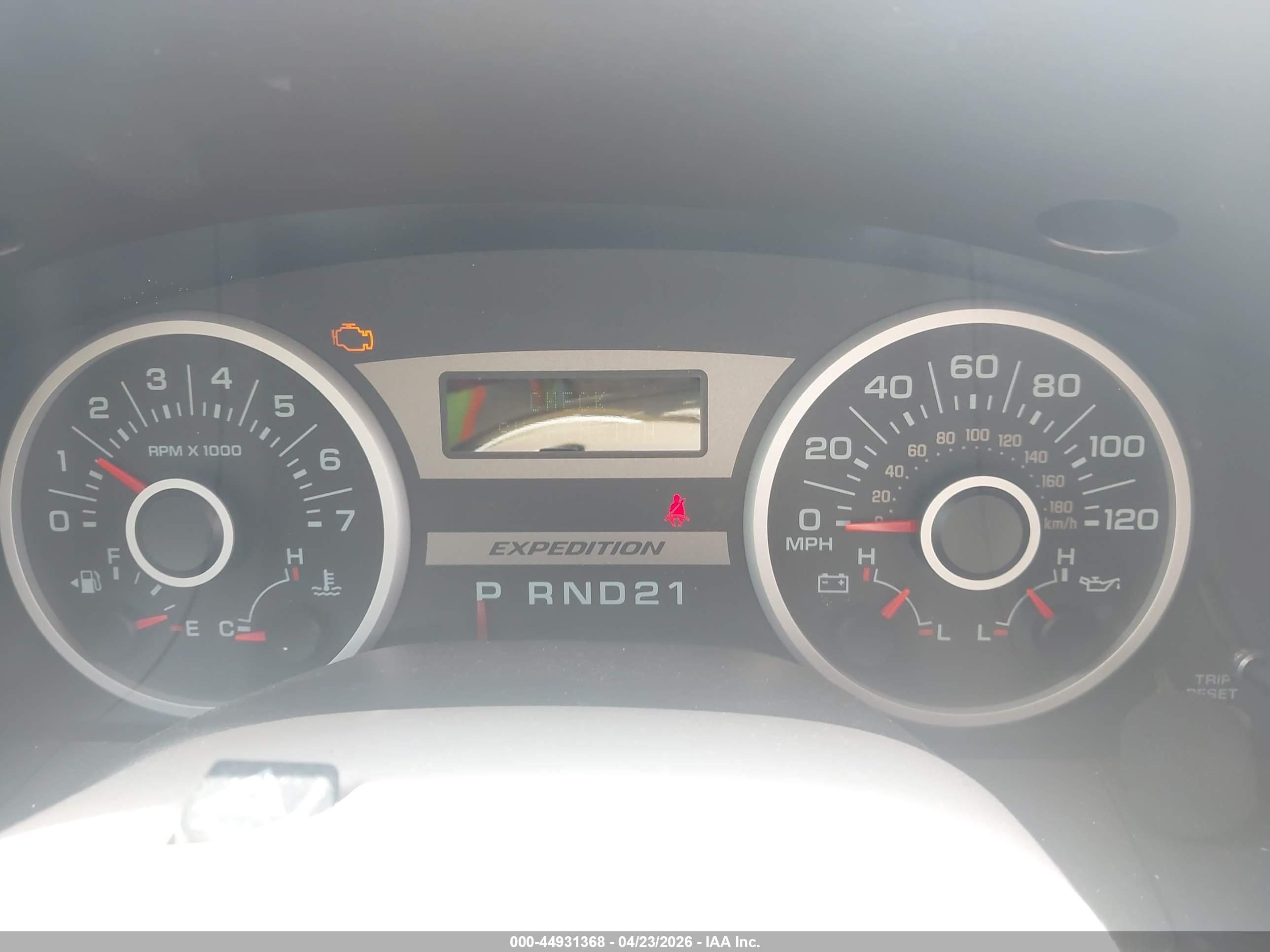 FORD EXPEDITION image 7