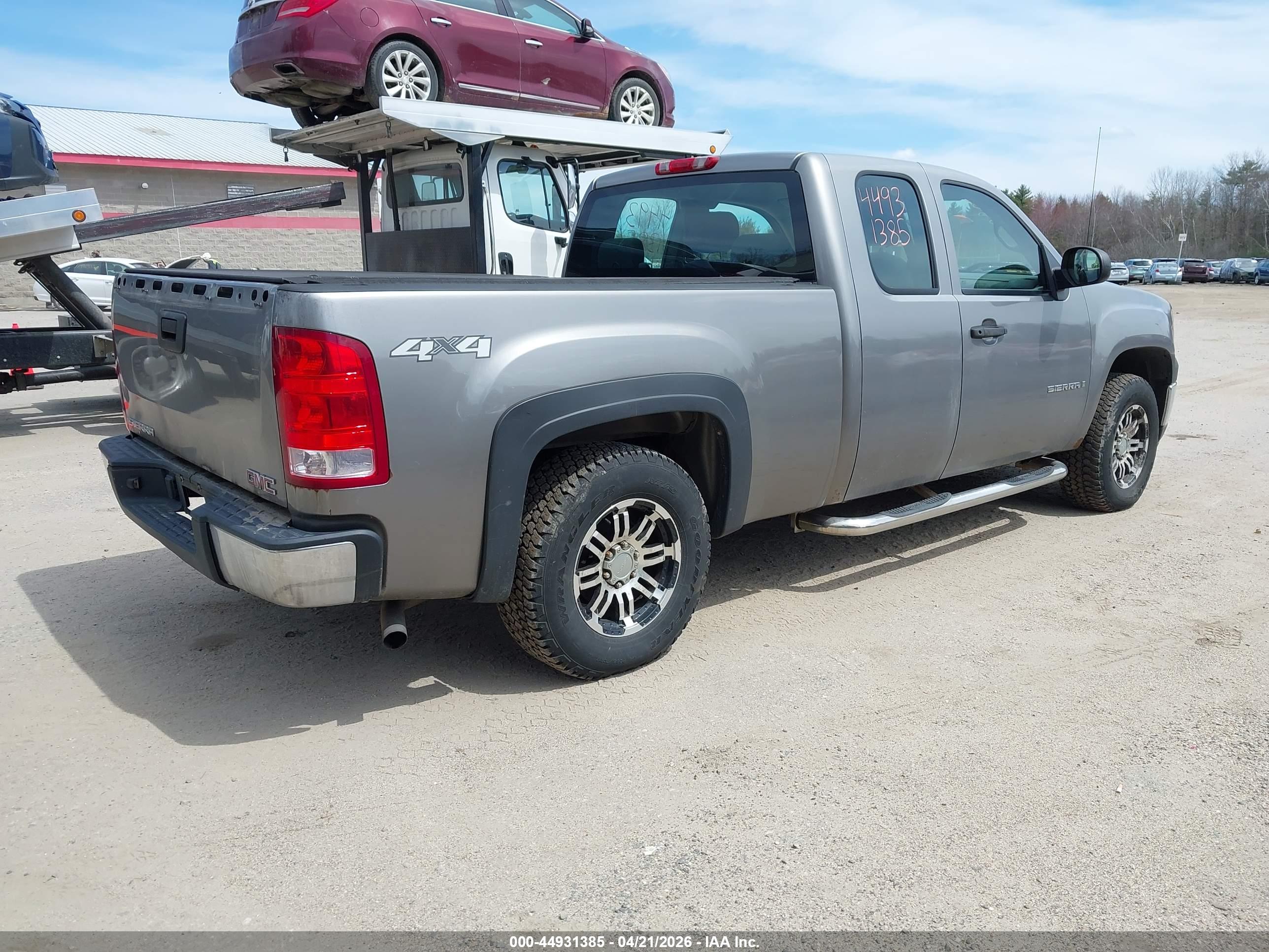 GMC SIERRA image 4