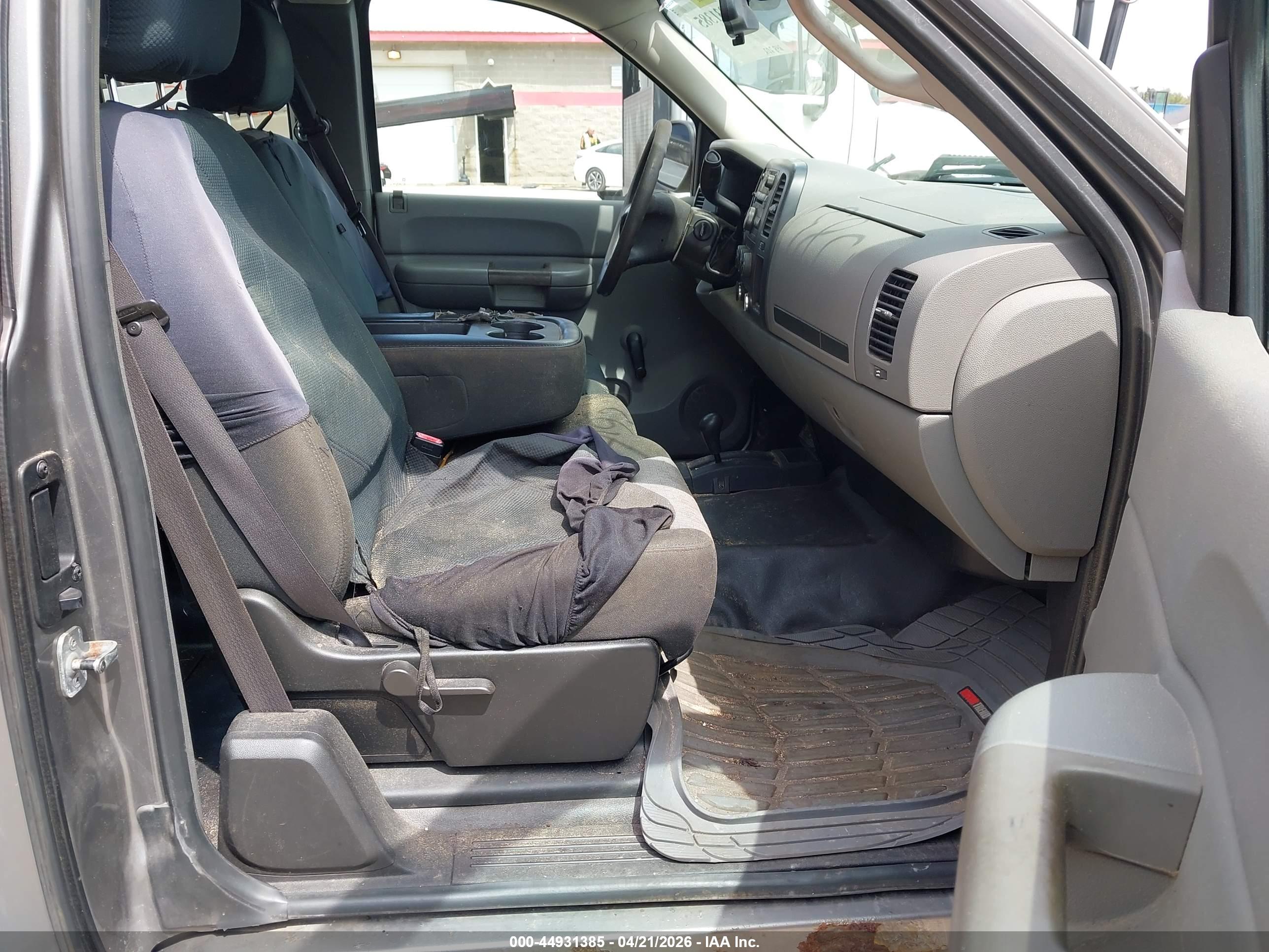 GMC SIERRA image 5