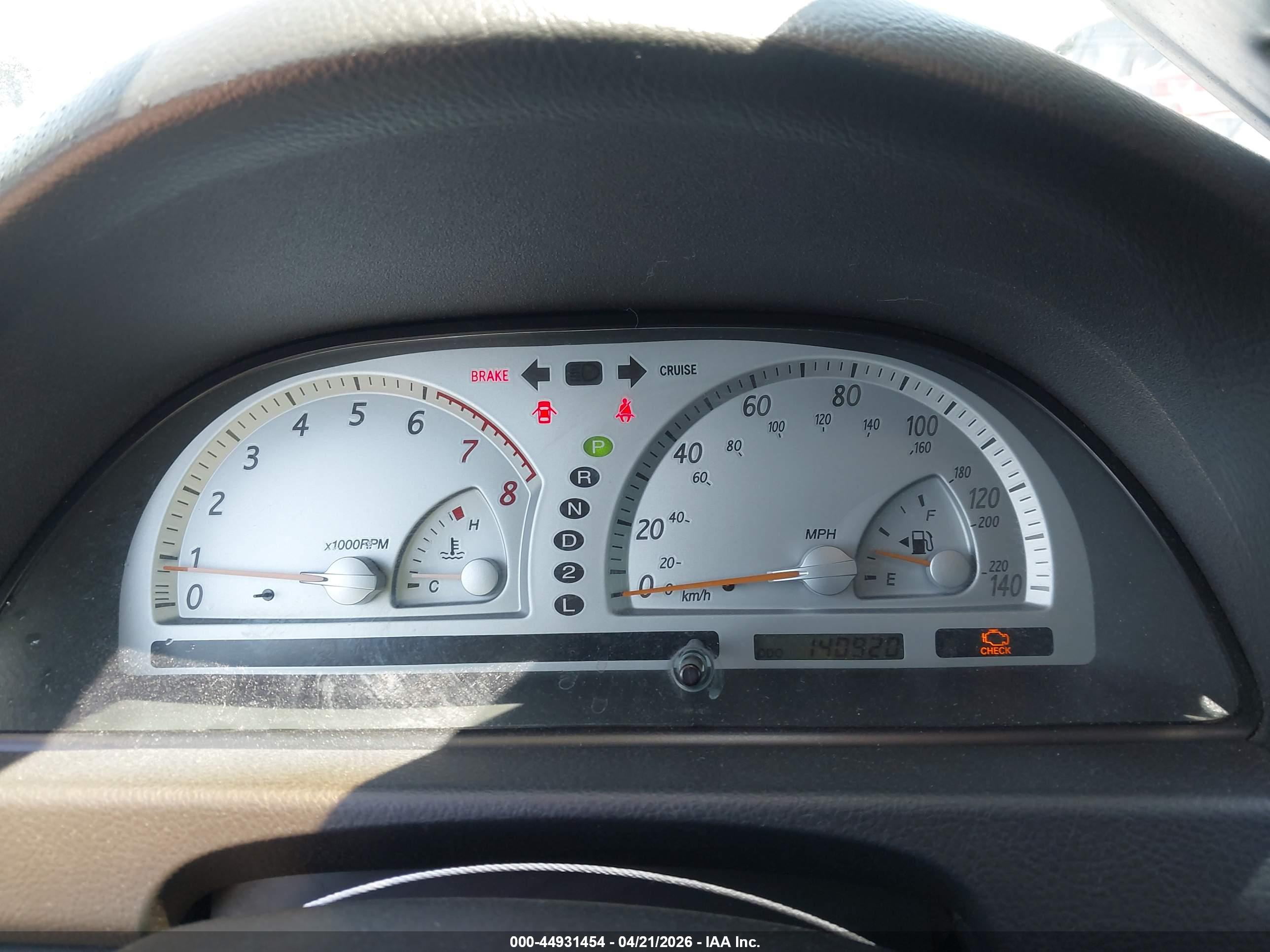 TOYOTA CAMRY image 7