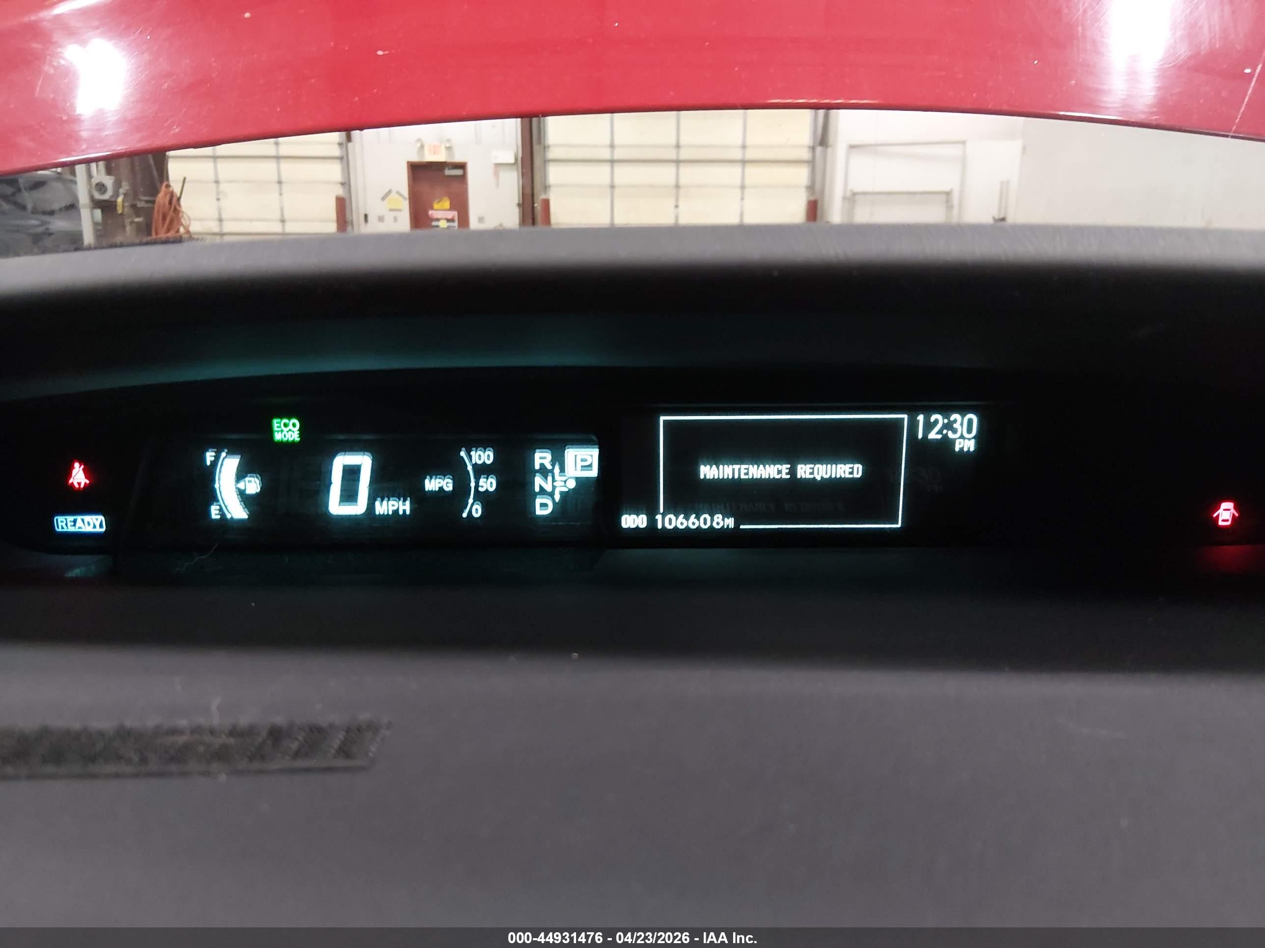 TOYOTA PRIUS image 7