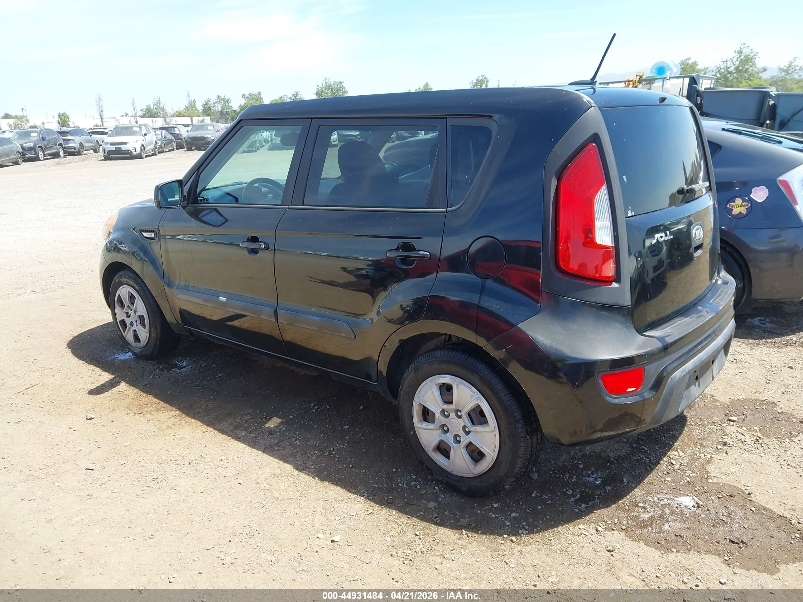 KIA SOUL image 3