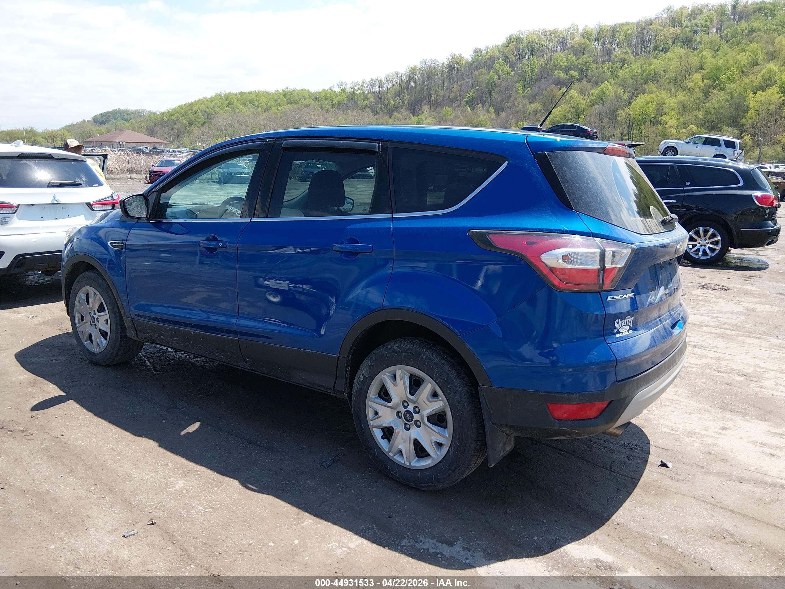 FORD ESCAPE image 3