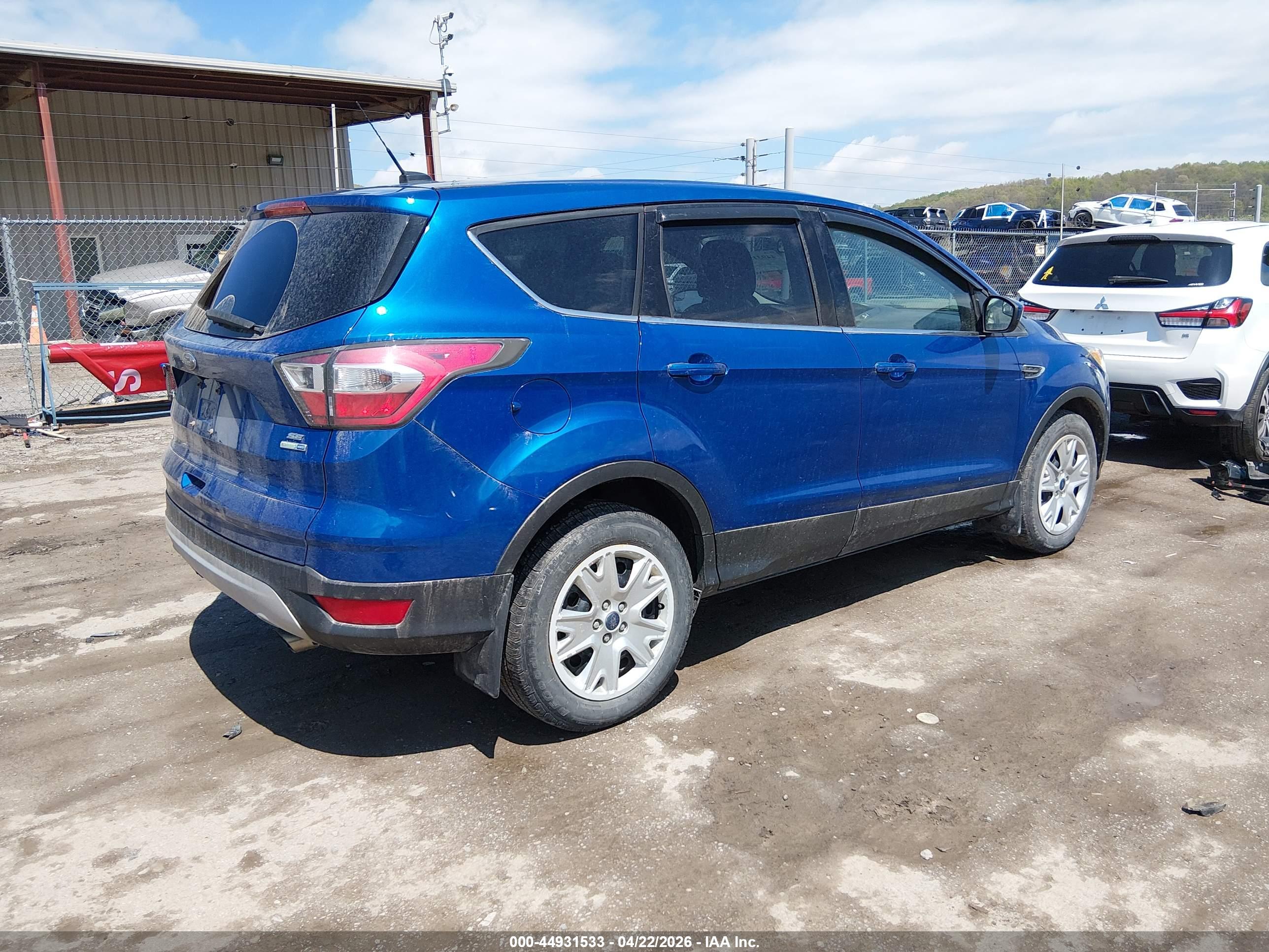 FORD ESCAPE image 4