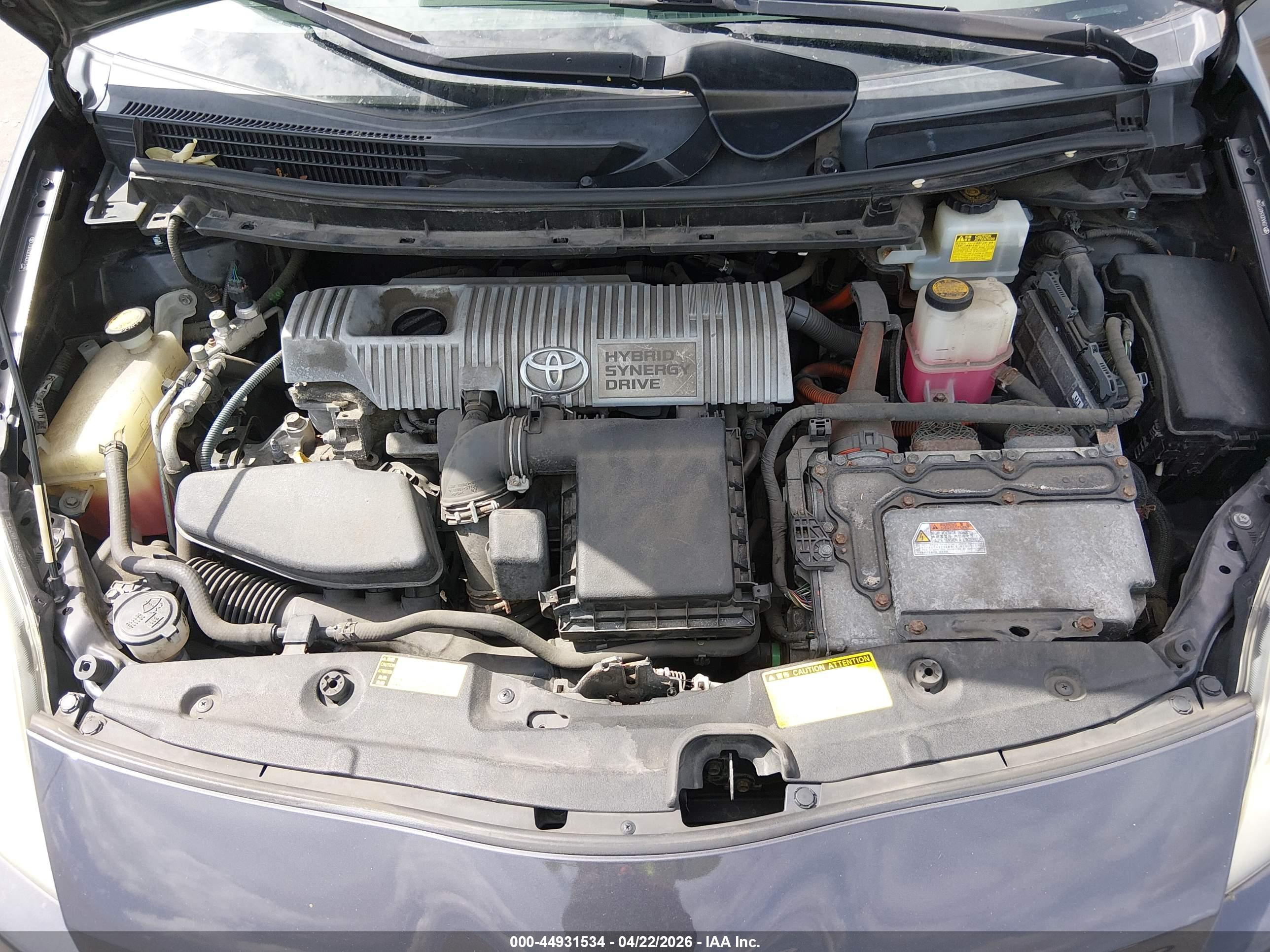 TOYOTA PRIUS image 10