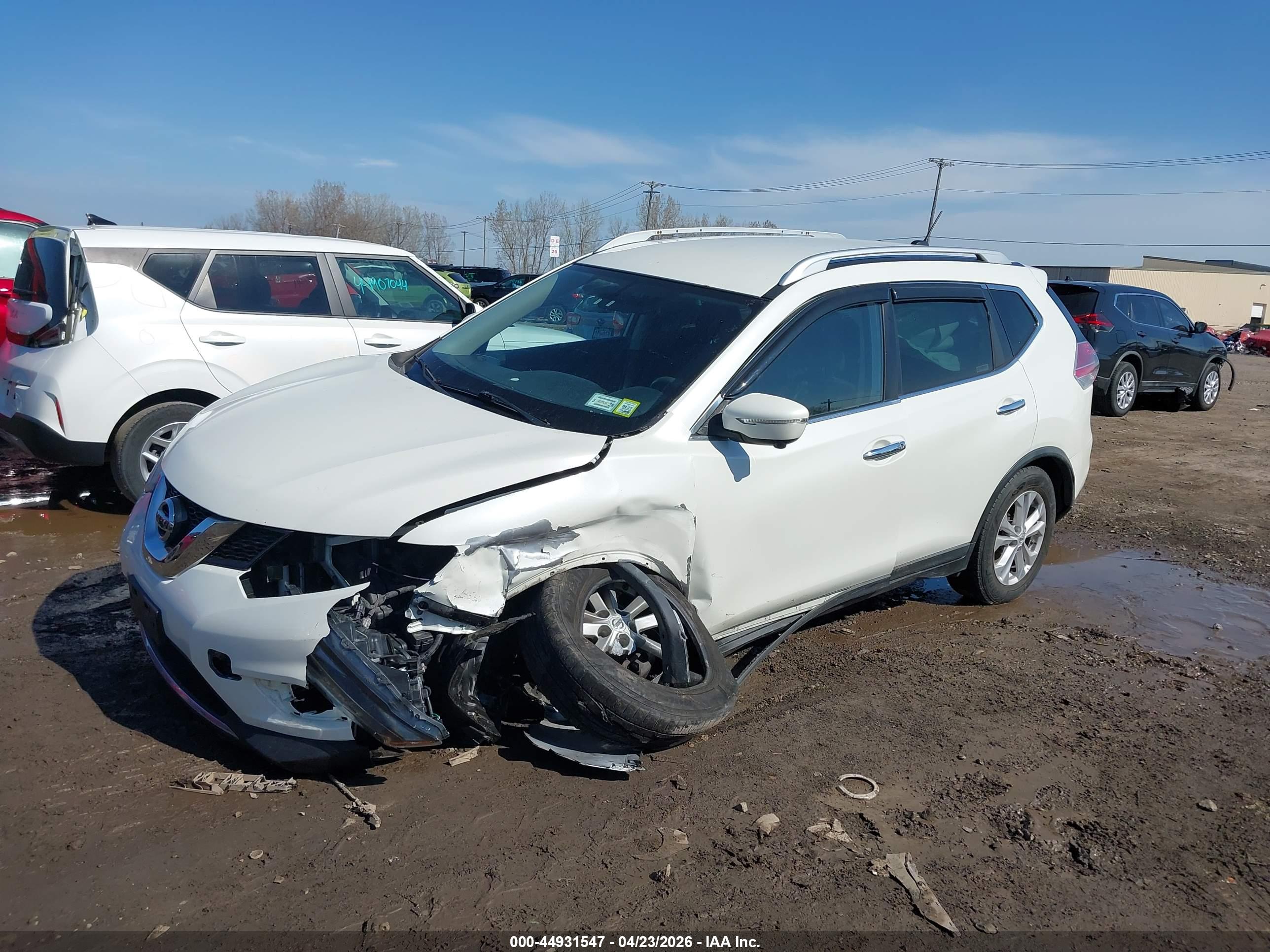 NISSAN ROGUE image 2