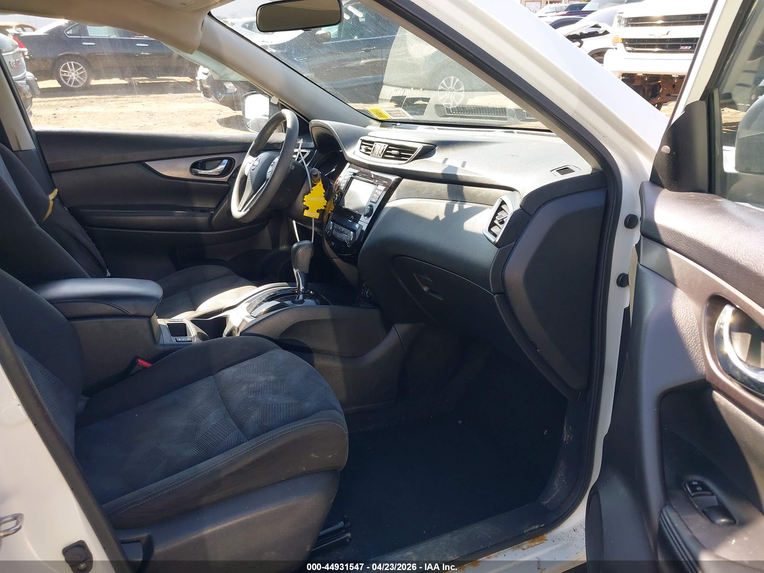 NISSAN ROGUE image 5