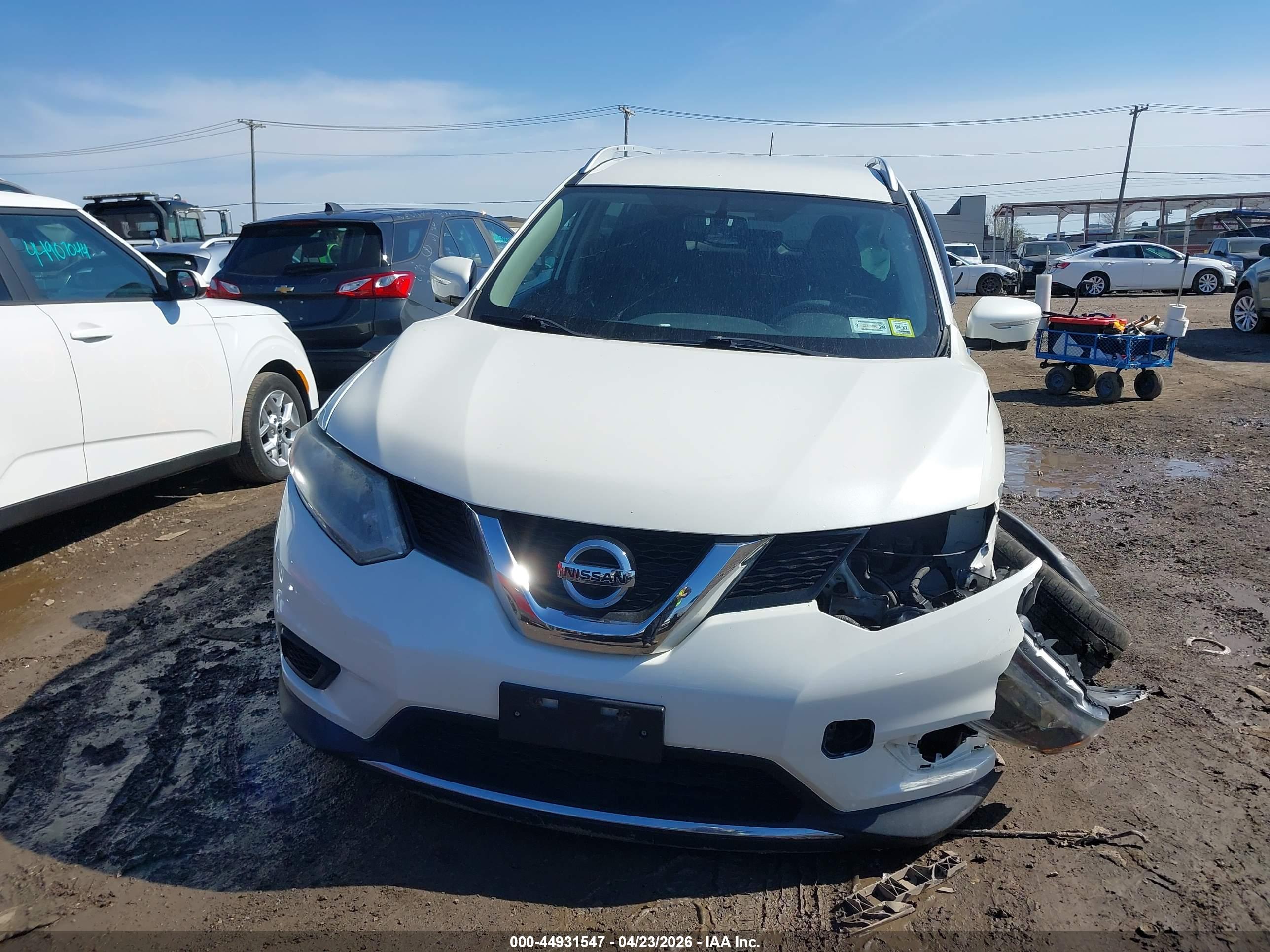 NISSAN ROGUE image 6