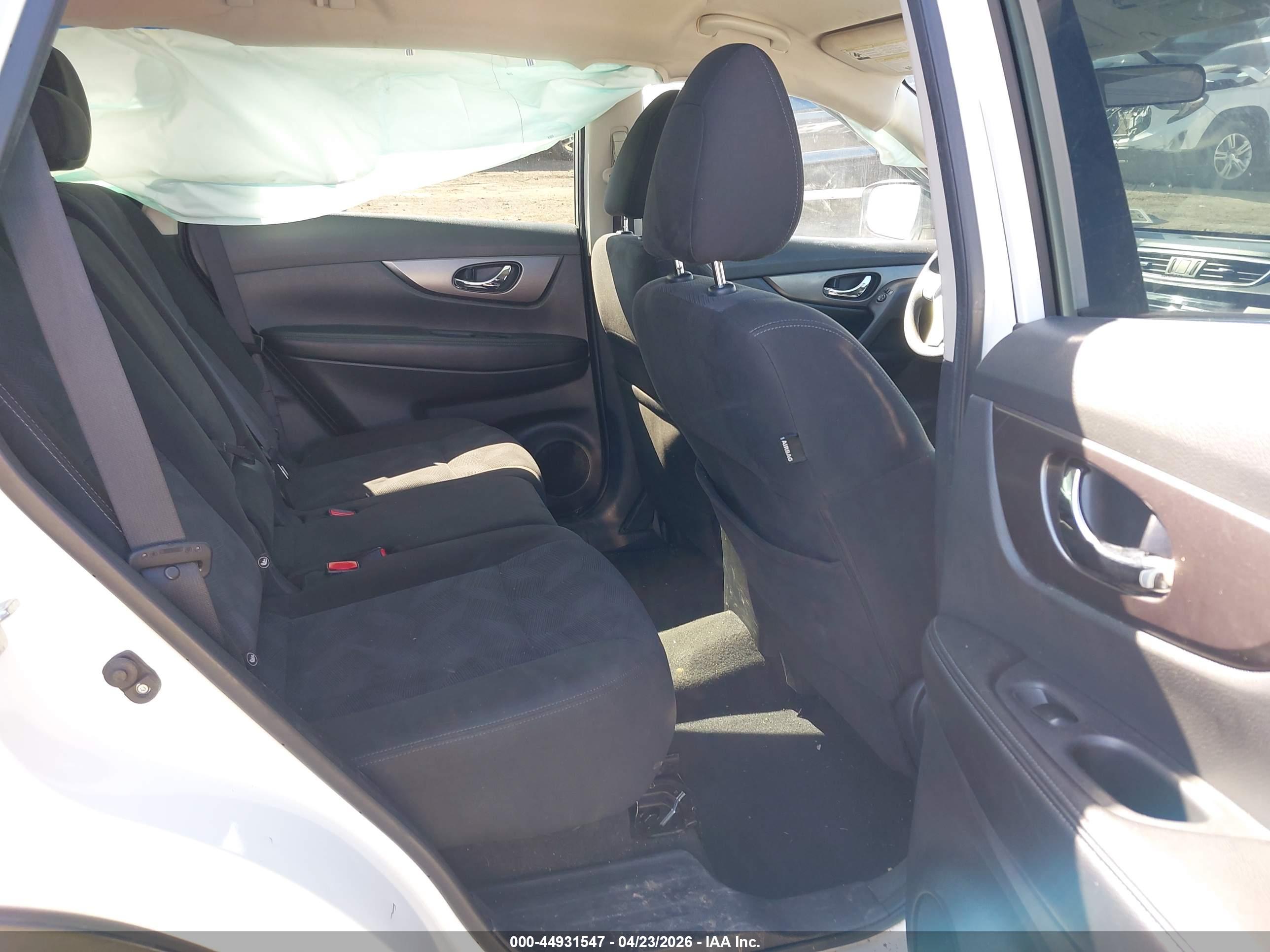 NISSAN ROGUE image 8