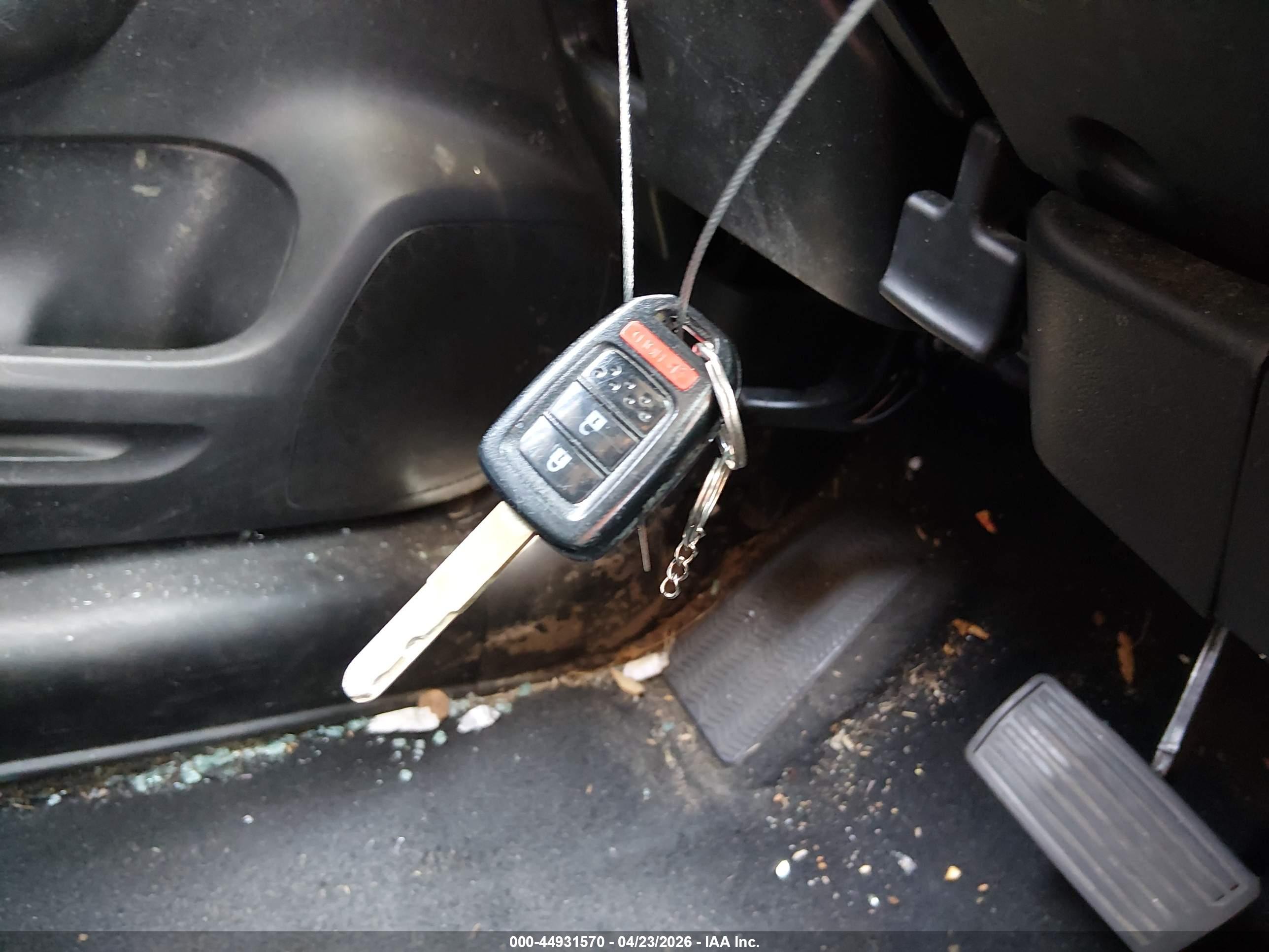 HONDA CR-V image 11