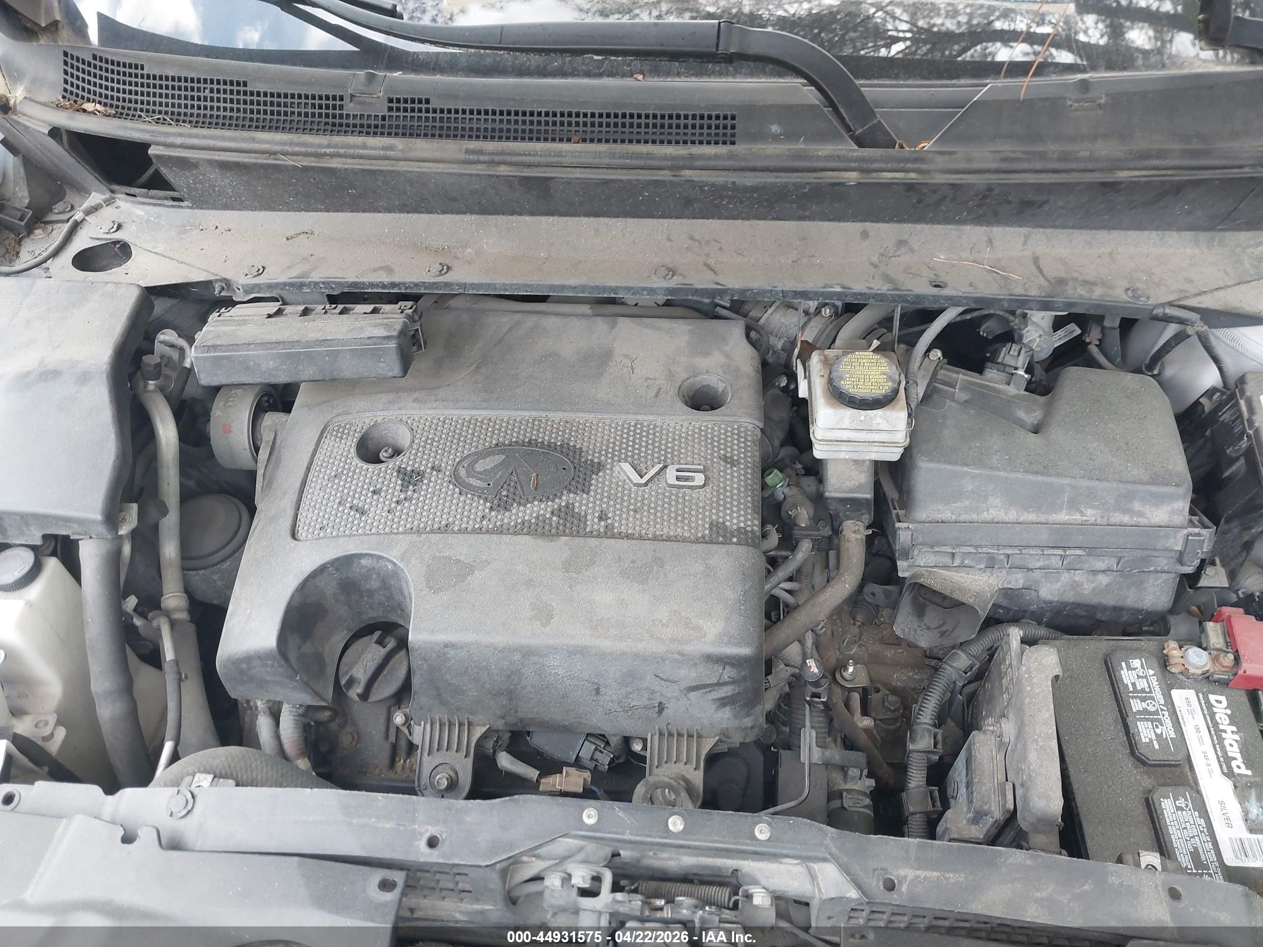 INFINITI JX35 image 10