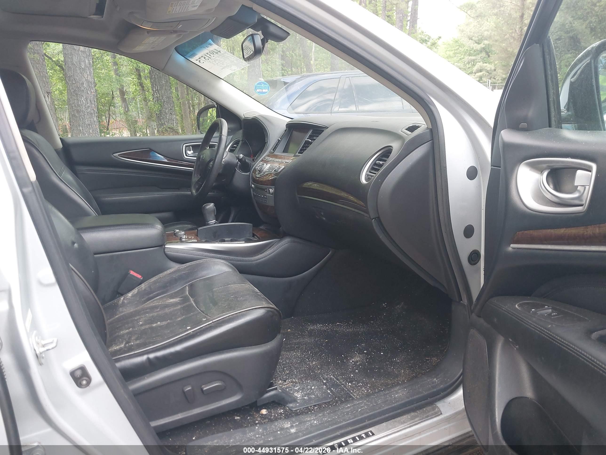 INFINITI JX35 image 5