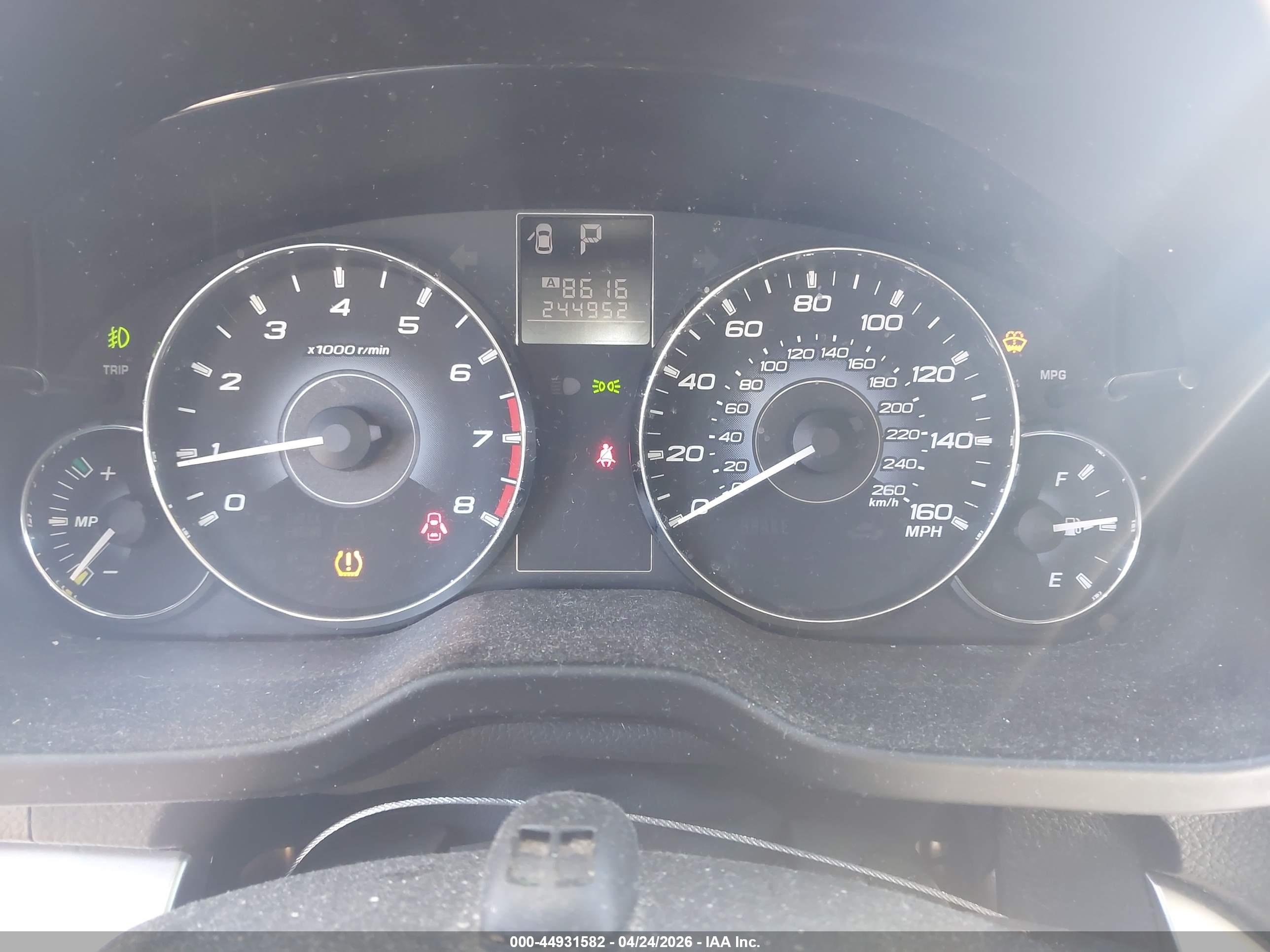 SUBARU OUTBACK image 7