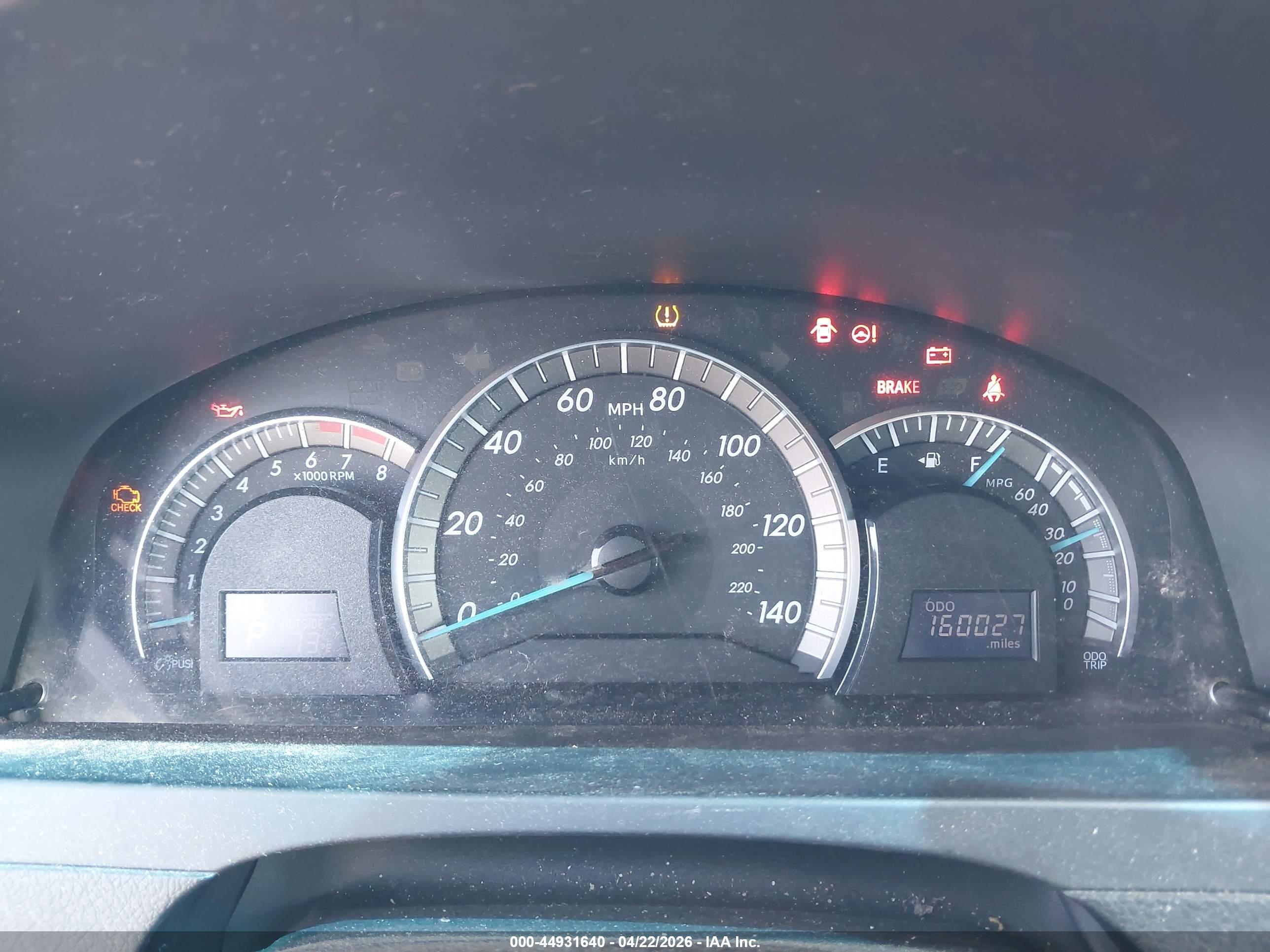 TOYOTA CAMRY image 7