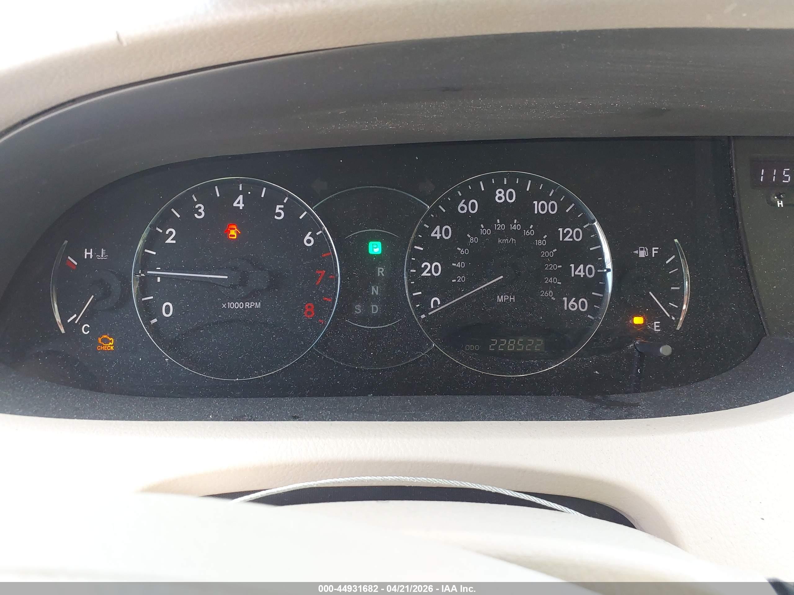TOYOTA AVALON image 7