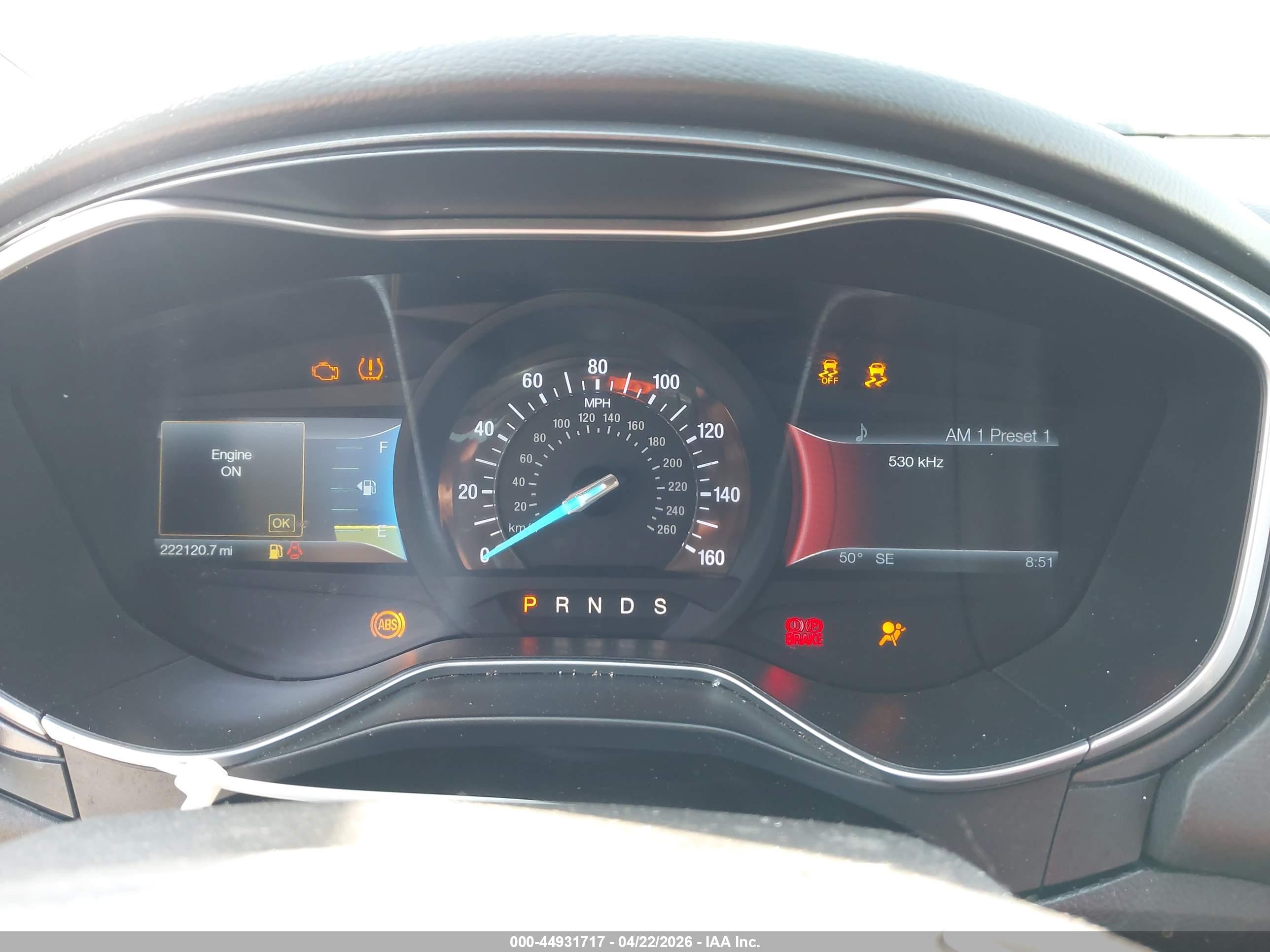 FORD FUSION image 7