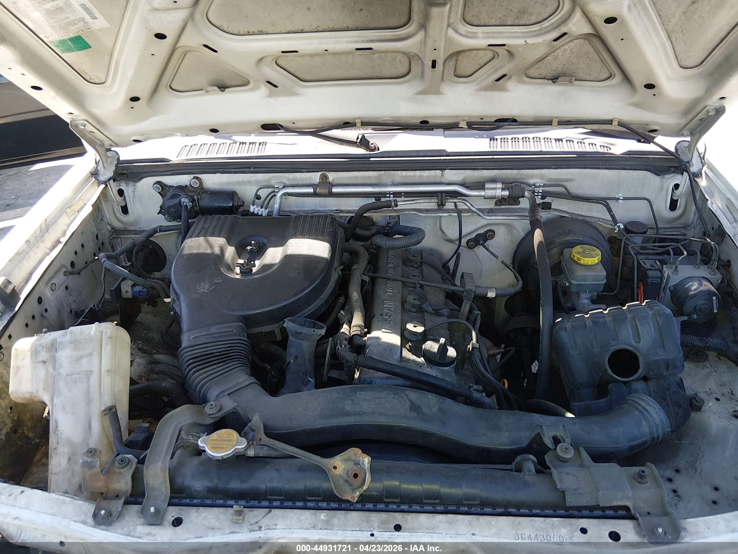 NISSAN FRONTIER image 10