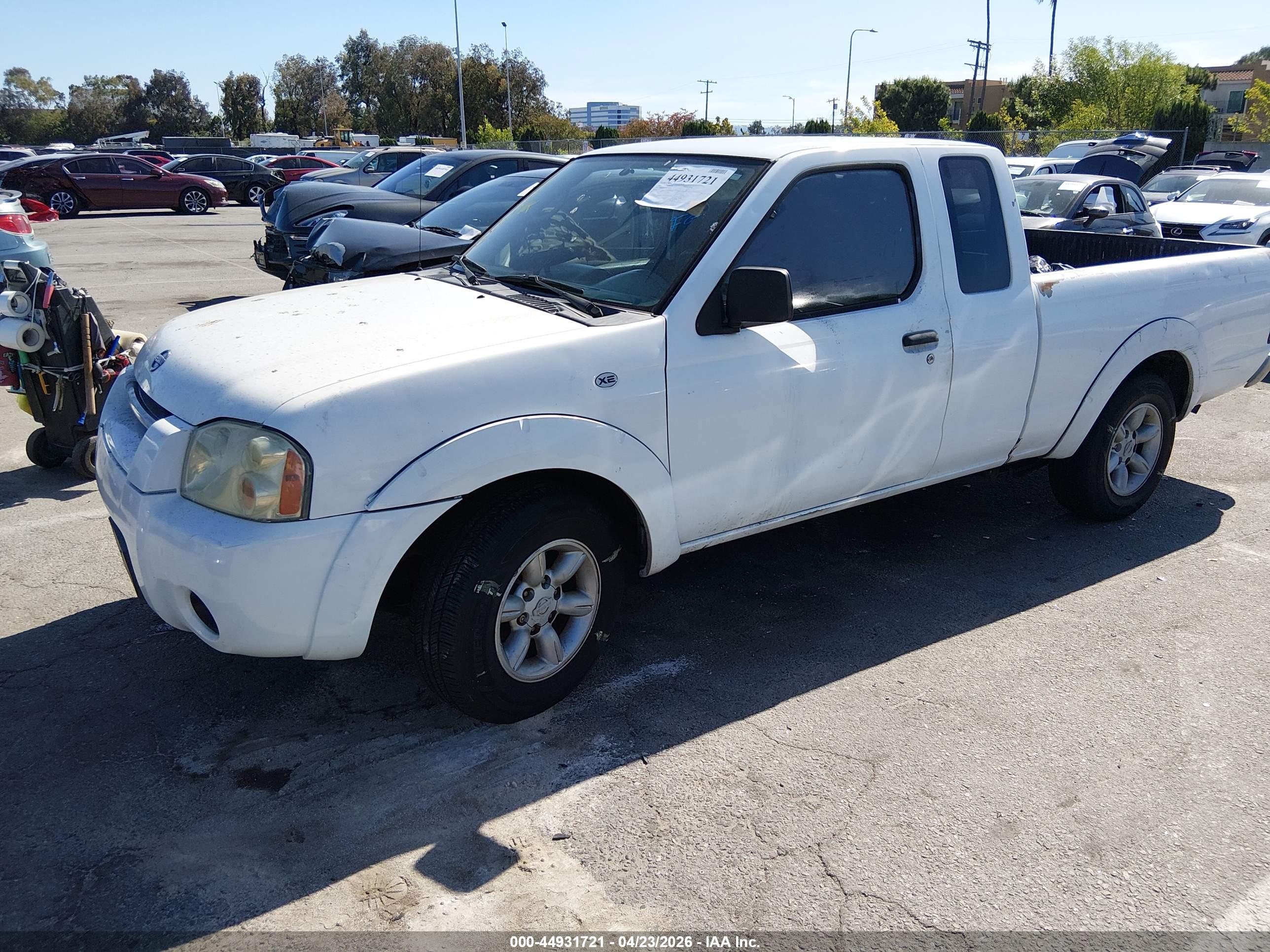NISSAN FRONTIER image 2